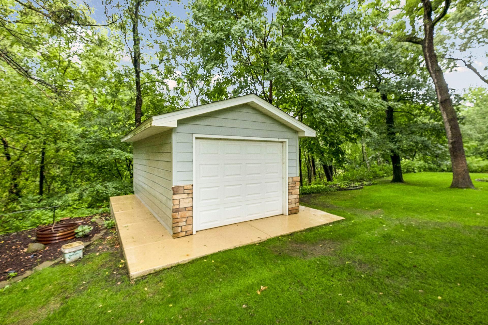 34th image of 129 Teresa Dr, West Saint Paul, MN 55118 | MLS# 7117553