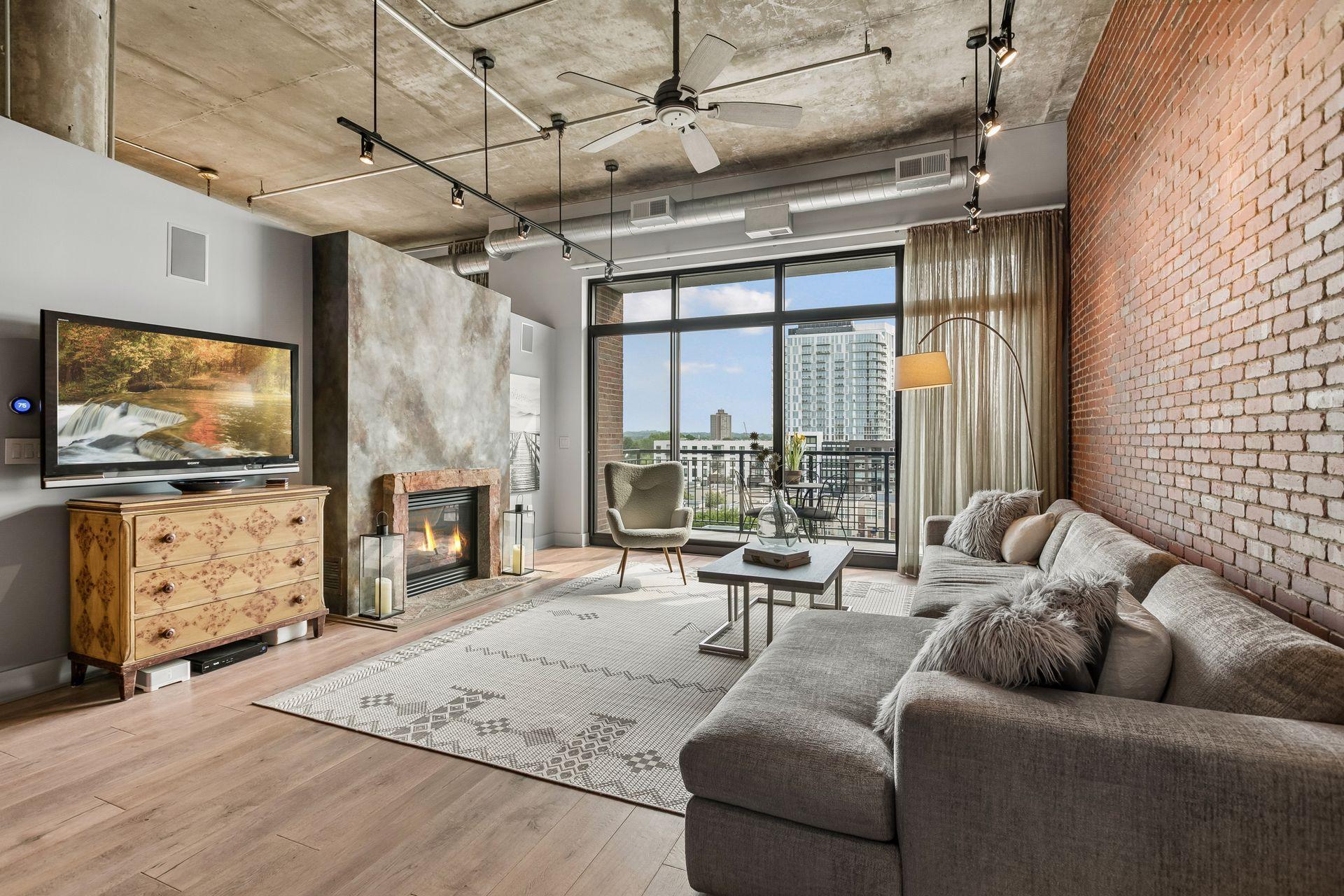 1st image of 100 2nd St Ne #A620, Minneapolis, MN 55413 | MLS# 7117554