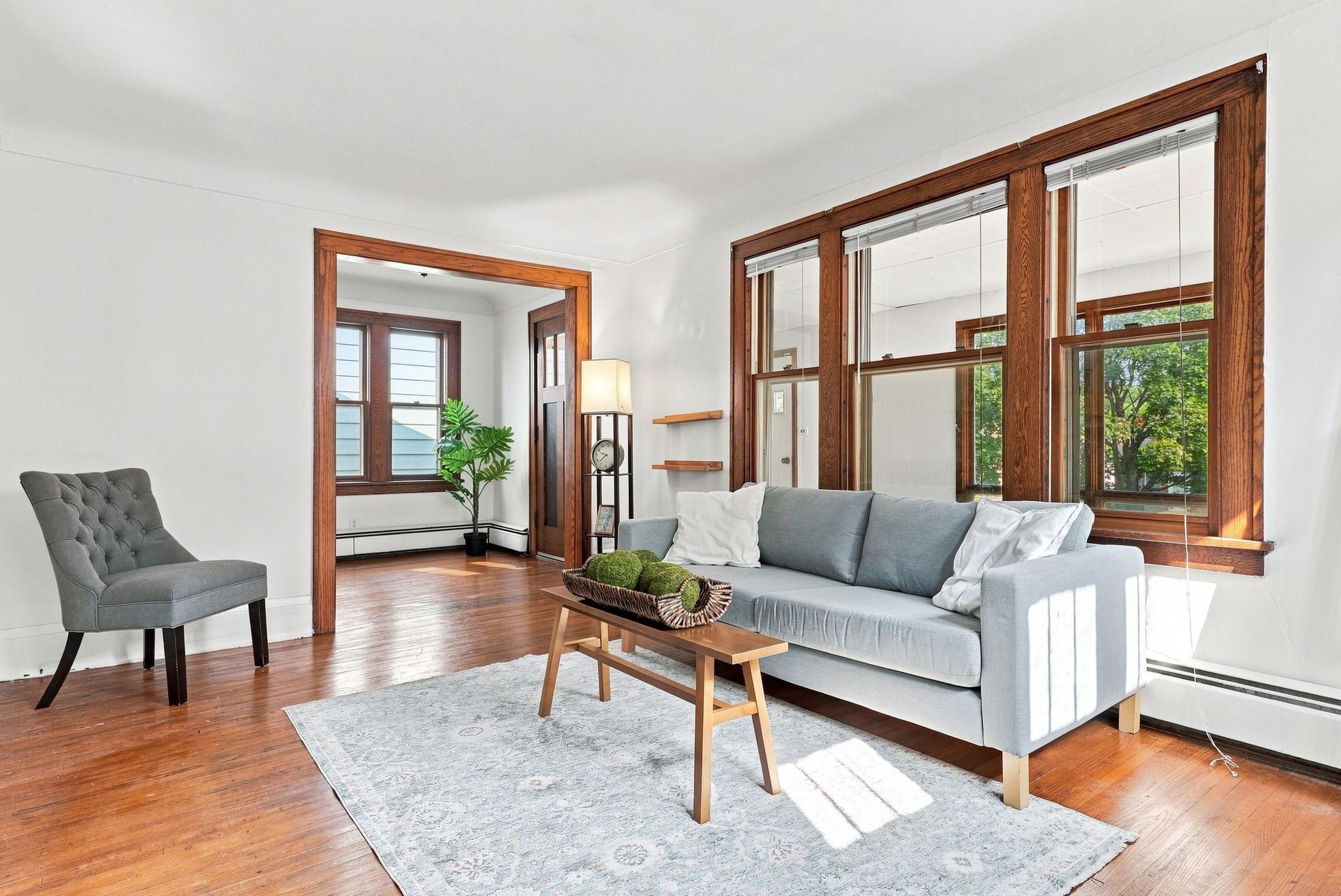 4th image of 902 Hyacinth Ave E, Saint Paul, MN 55106 | MLS# 7117568