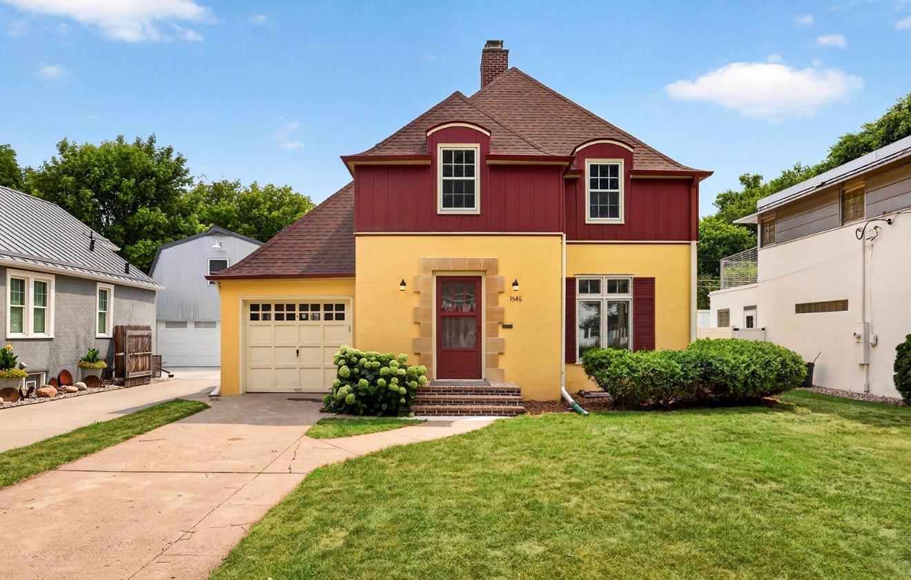 2nd image of 1546 8th St S, Fargo, ND 58103 | MLS# 7117609