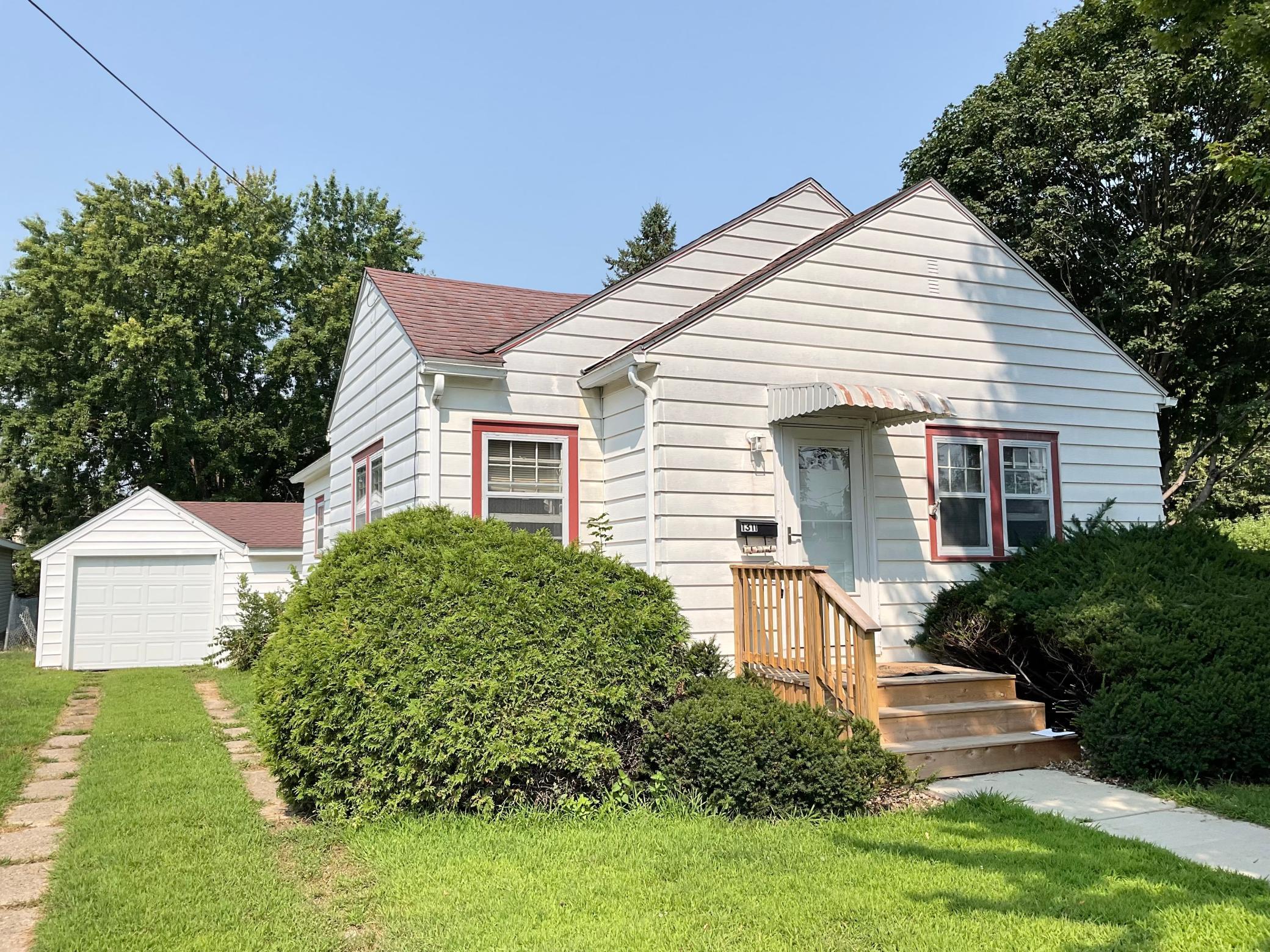 1st image of 1311 5th St Nw, Austin, MN 55912 | MLS# 7117614