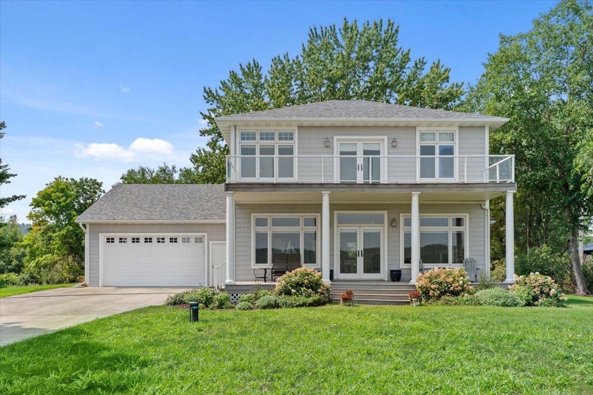 2nd image of 32297 Lakeview Dr, Lake City, MN 55041 | MLS# 7117622