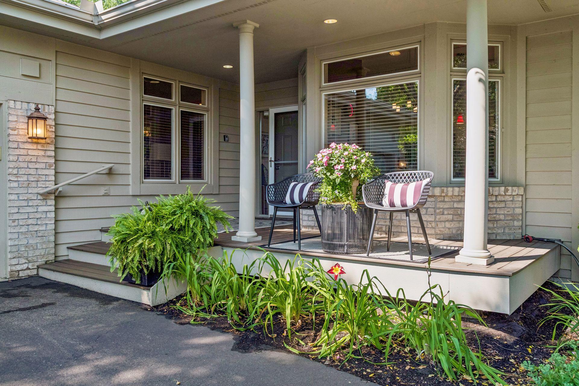 2nd image of 8950 Hilloway Rd, Eden Prairie, MN 55347 | MLS# 7117639