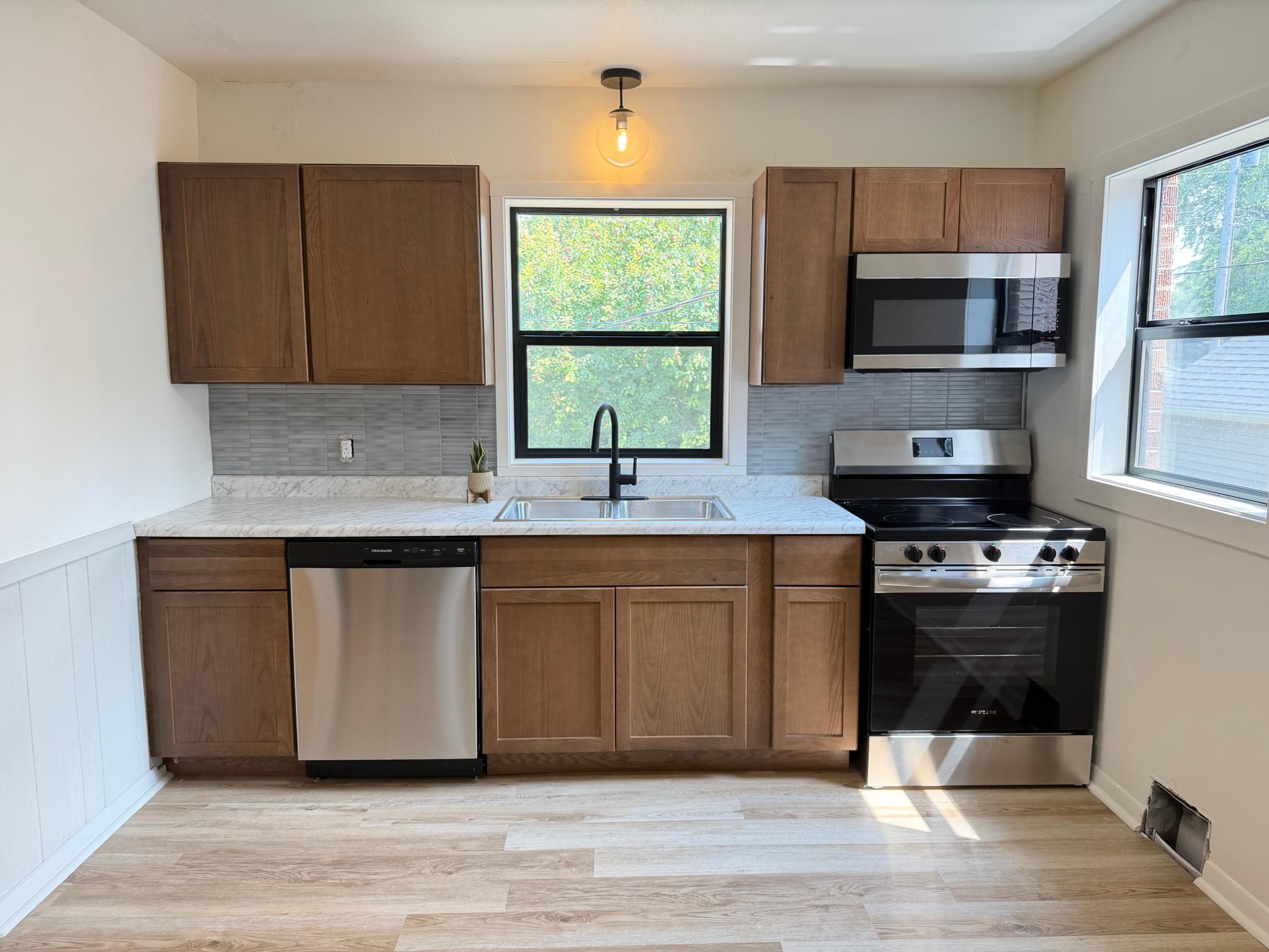 2nd image of 213 7th Ave Se, Elbow Lake, MN 56531 | MLS# 7117648