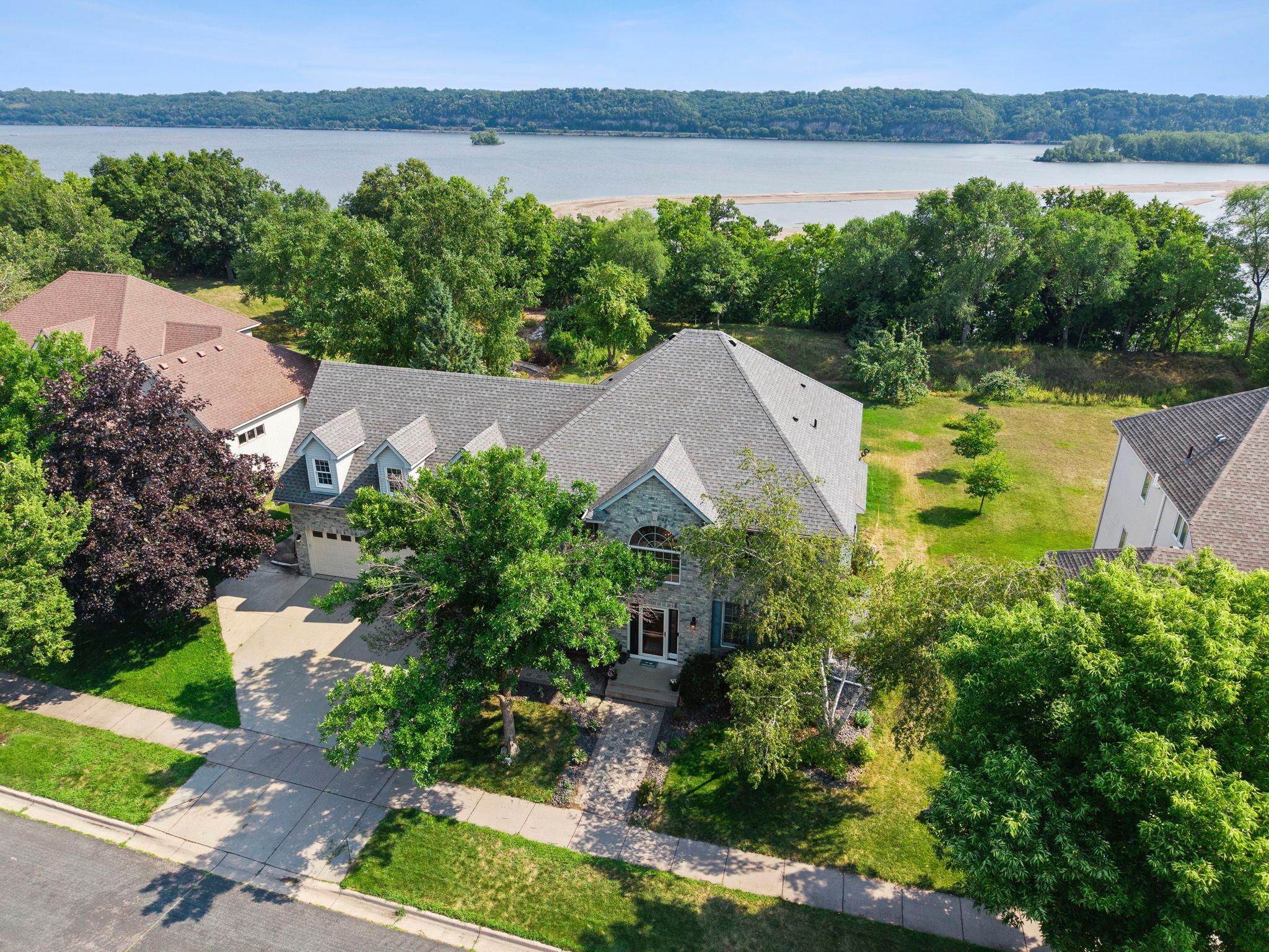 1st image of 1484 Riverbluff Dr, Hastings, MN 55033 | MLS# 7117759