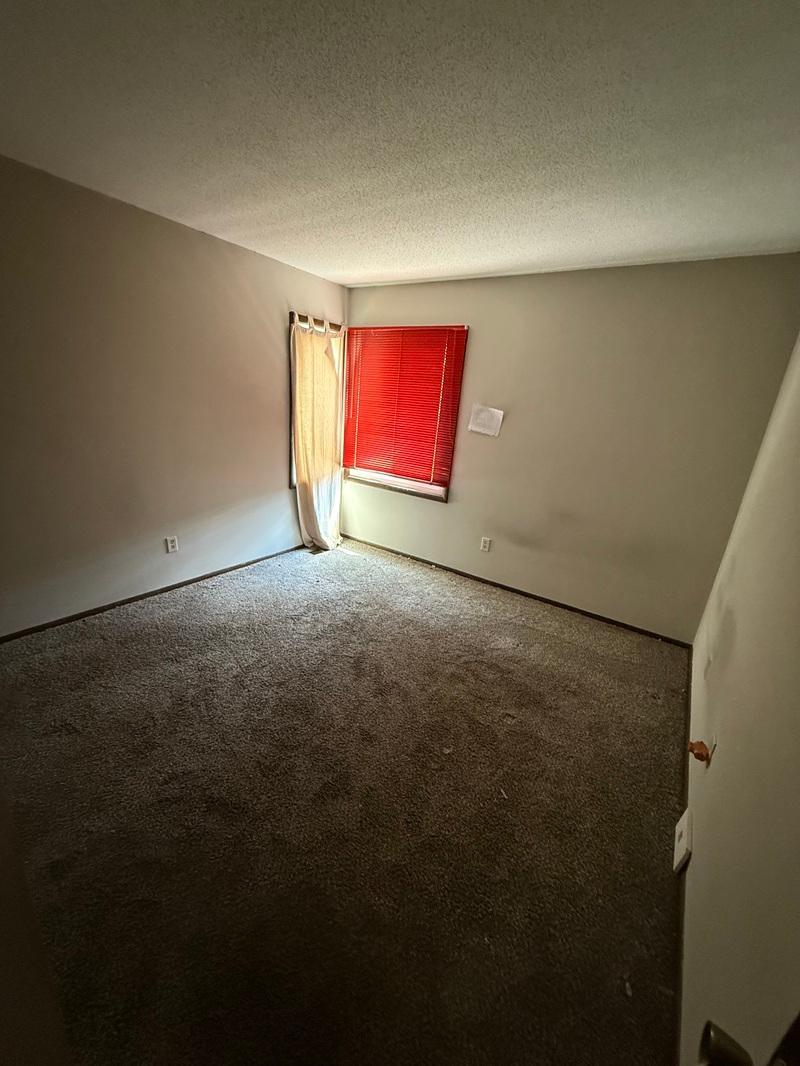 4th image of 155 Bordeaux Ct, Saint Paul, MN 55125 | MLS# 7117779