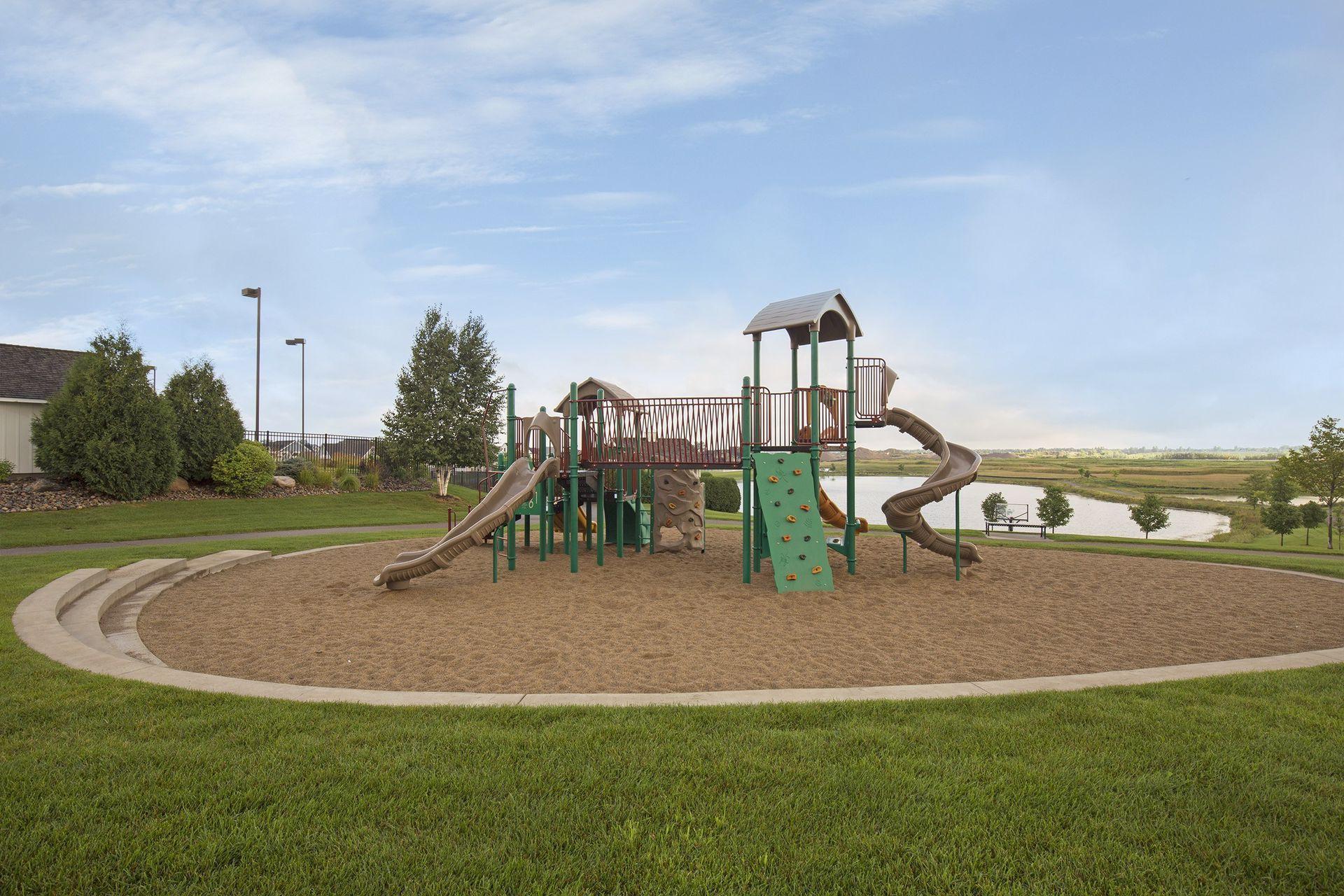3rd image of 4662 165Th St W, Lakeville, MN 55044 | MLS# 7117797