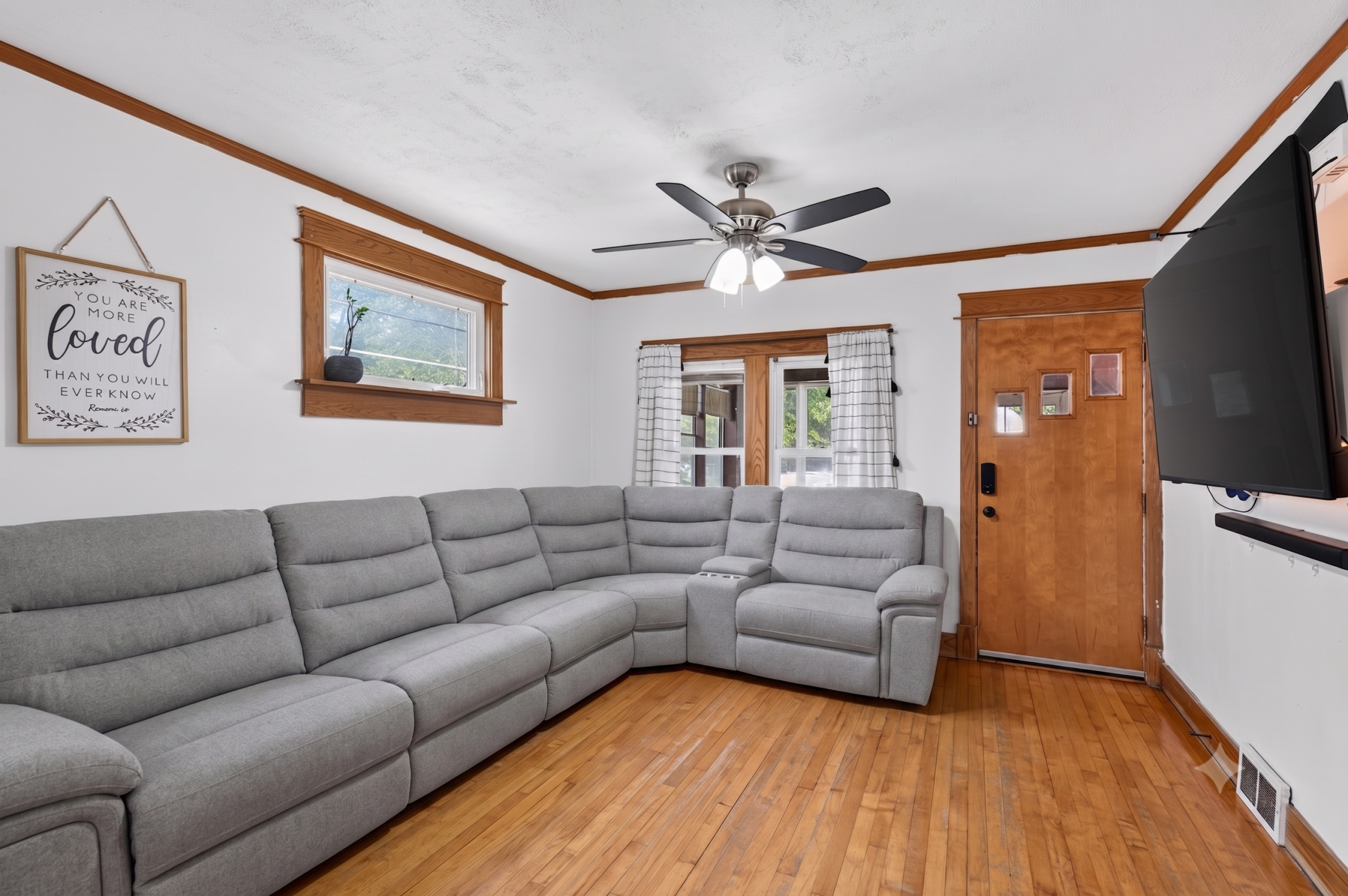 3rd image of 529 3Rd Ave S, South Saint Paul, MN 55075 | MLS# 7117819