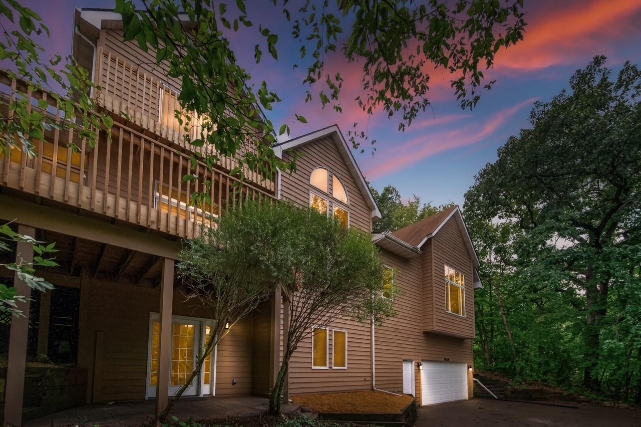 1st image of 9848 Oak Shore Dr, Lakeville, MN 55044 | MLS# 7117835