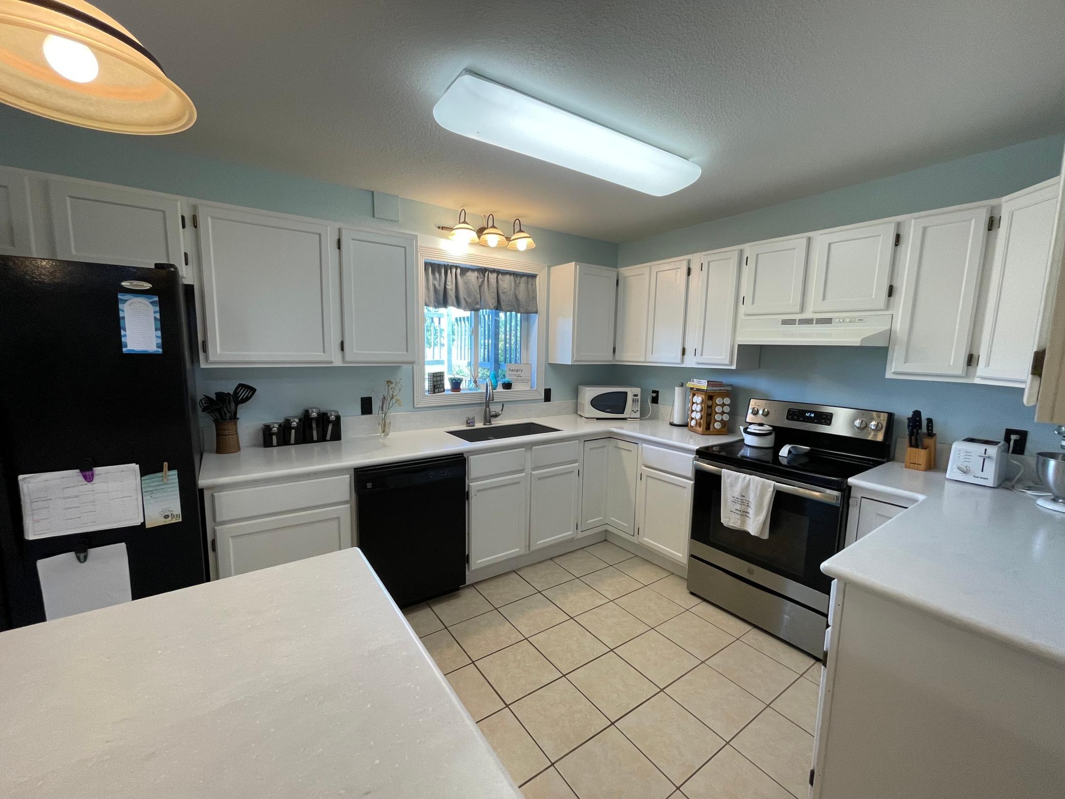 3rd image of 121 Merle Ct Ne, Bemidji, MN 56601 | MLS# 7117858