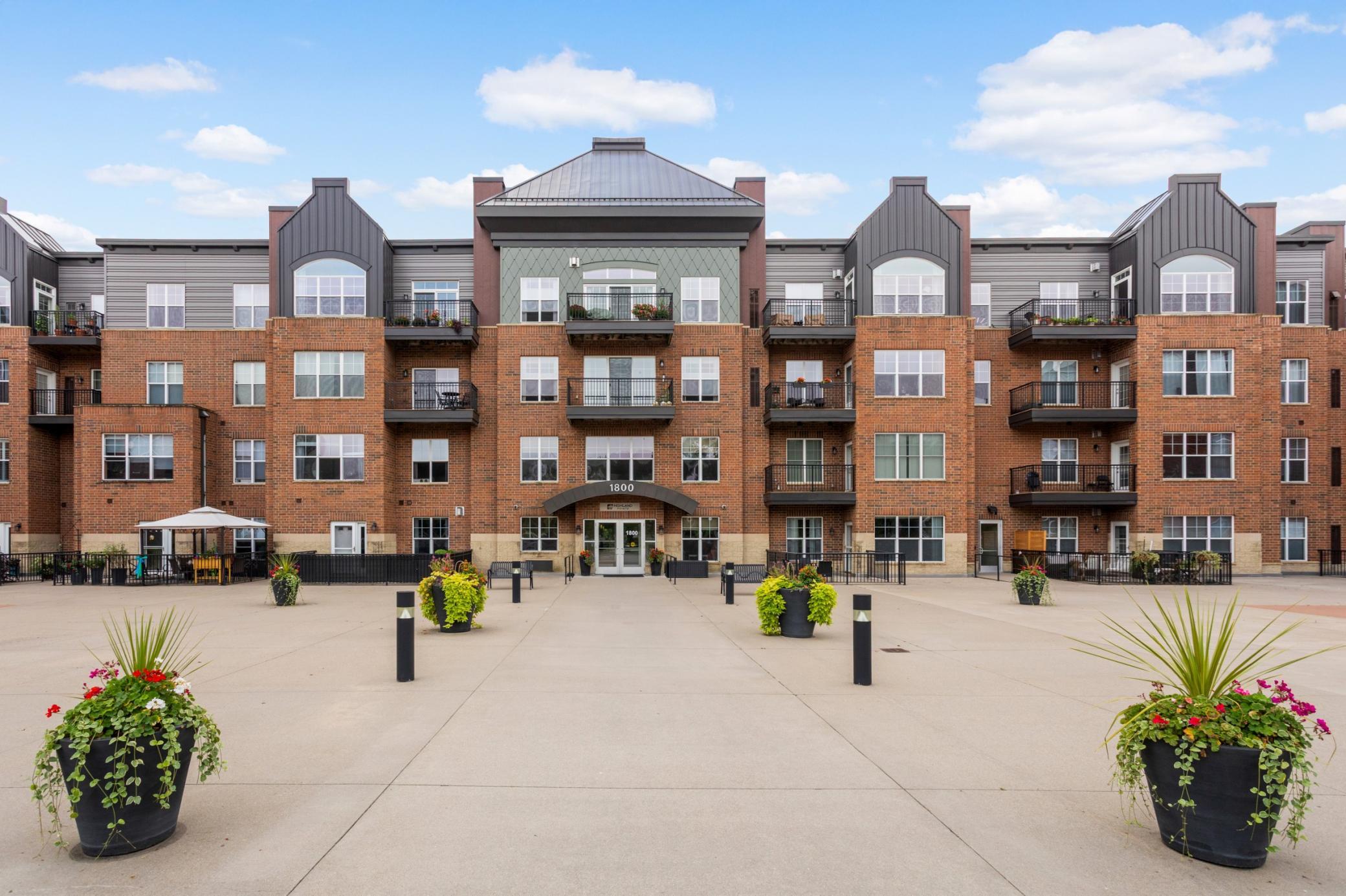 2nd image of 1800 Graham Ave #226, Saint Paul, MN 55116 | MLS# 7117861