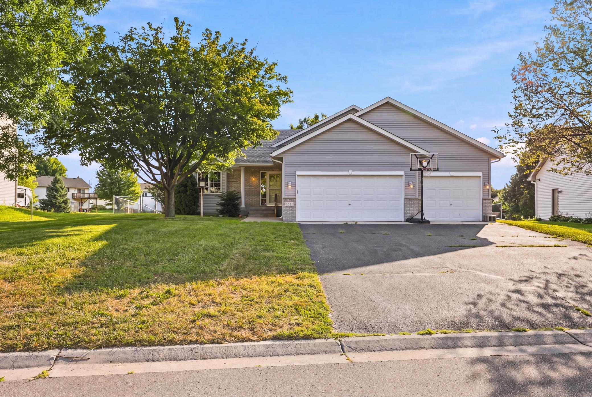 3rd image of 1351 Rolling Oaks Dr, Hanover, MN 55341 | MLS# 7117884