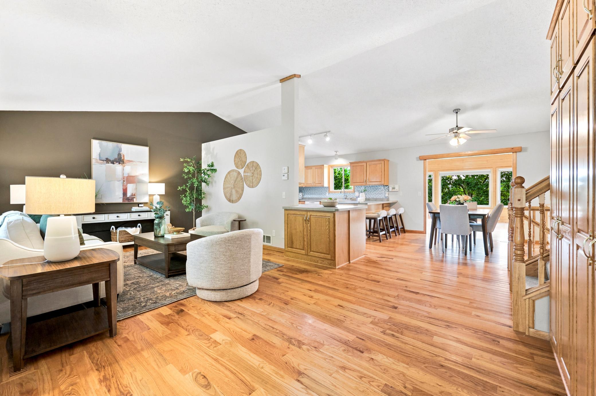 5th image of 1351 Rolling Oaks Dr, Hanover, MN 55341 | MLS# 7117884
