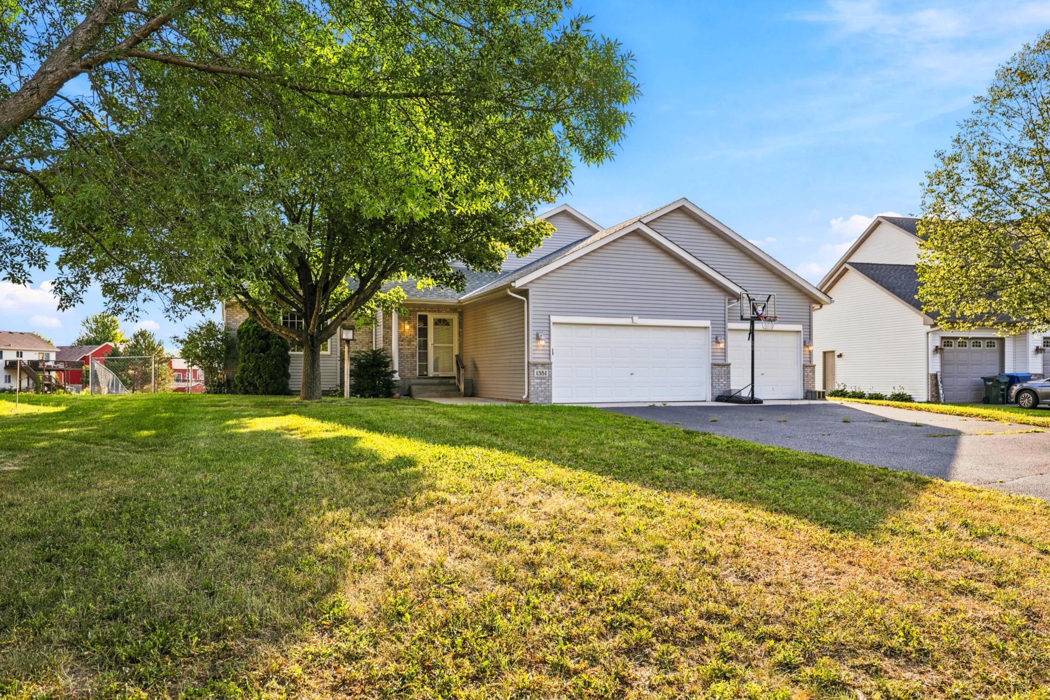 1st image of 1351 Rolling Oaks Dr, Hanover, MN 55341 | MLS# 7117884
