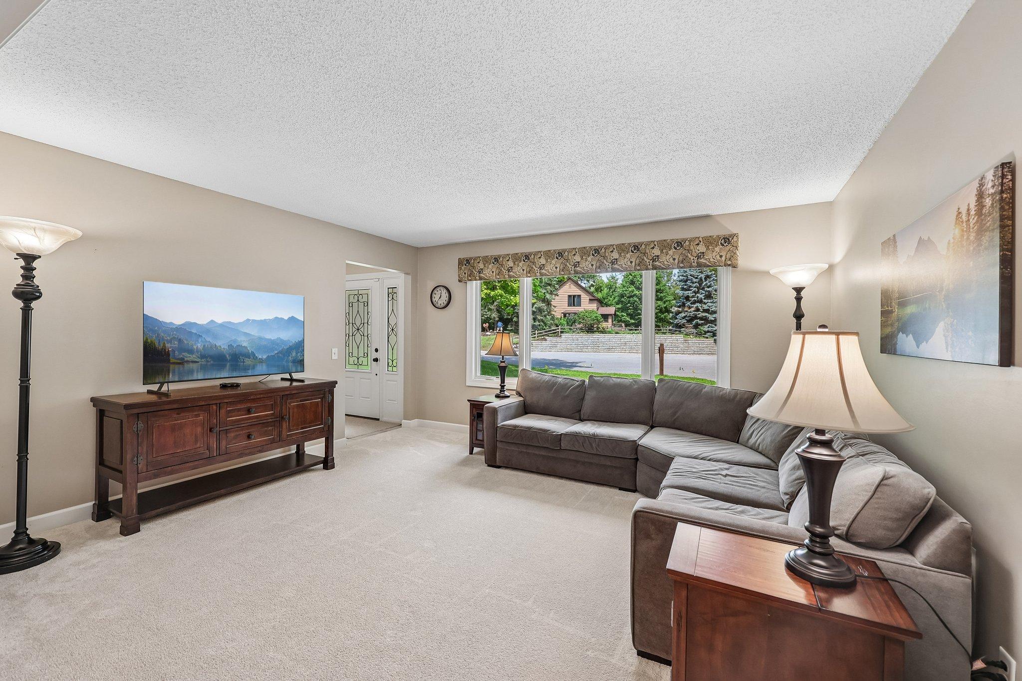 5th image of 6360 Forest Cir, Excelsior, MN 55331 | MLS# 7117886