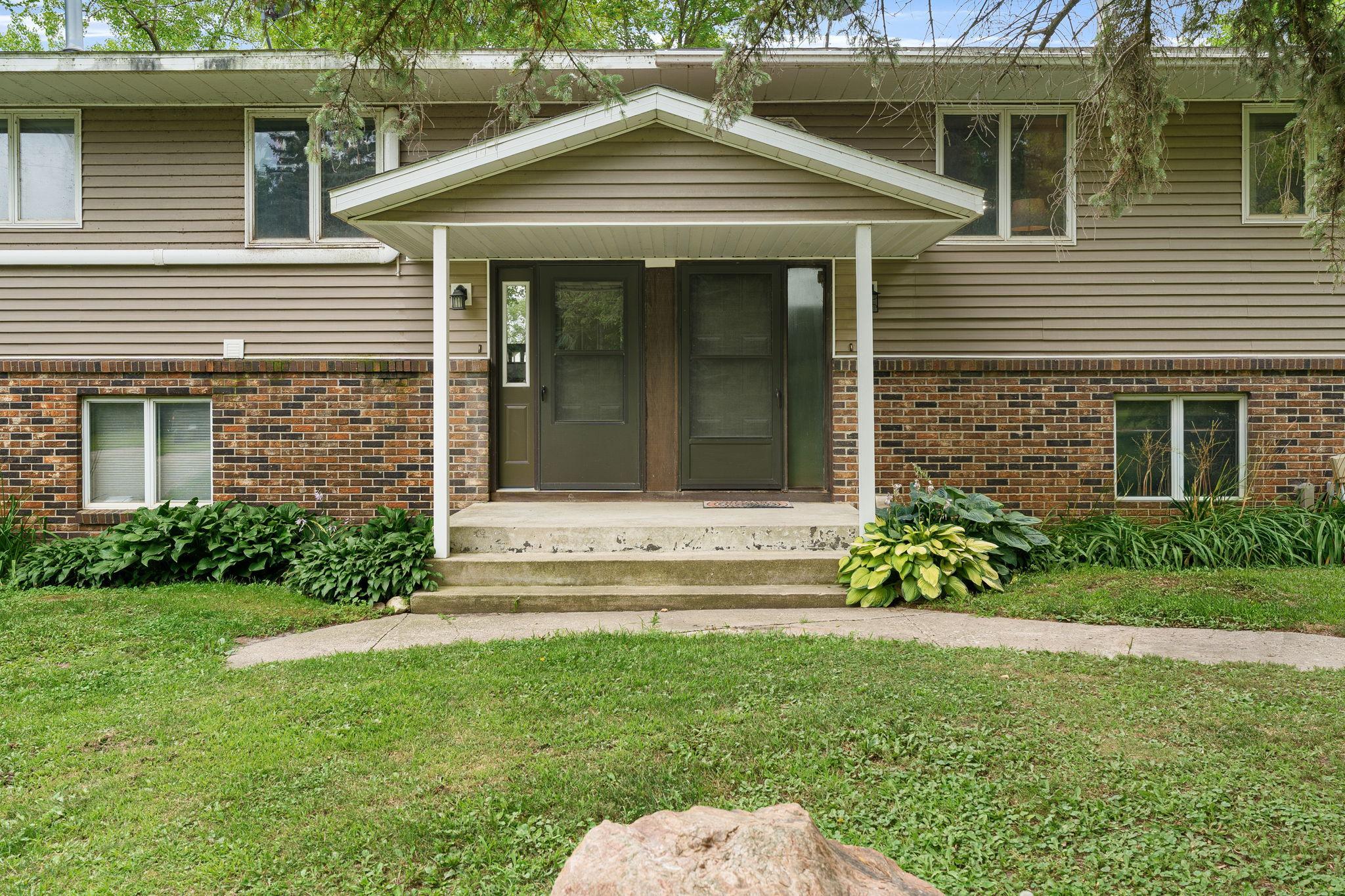 2nd image of 6950 French Lake Ct, Faribault, MN 55021 | MLS# 7117935