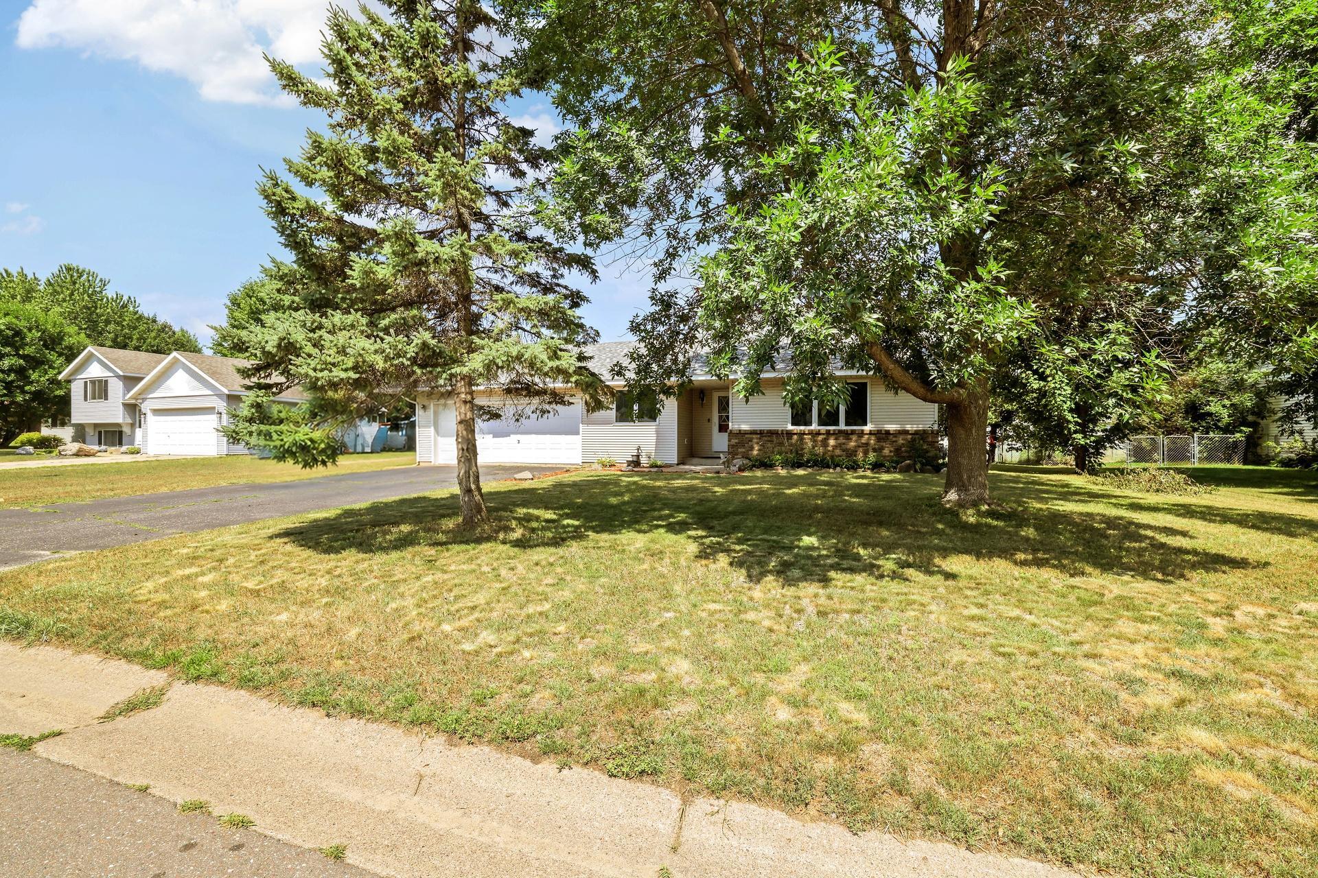 2nd image of 6168 Cougar Trl, North Branch, MN 55056 | MLS# 7117943
