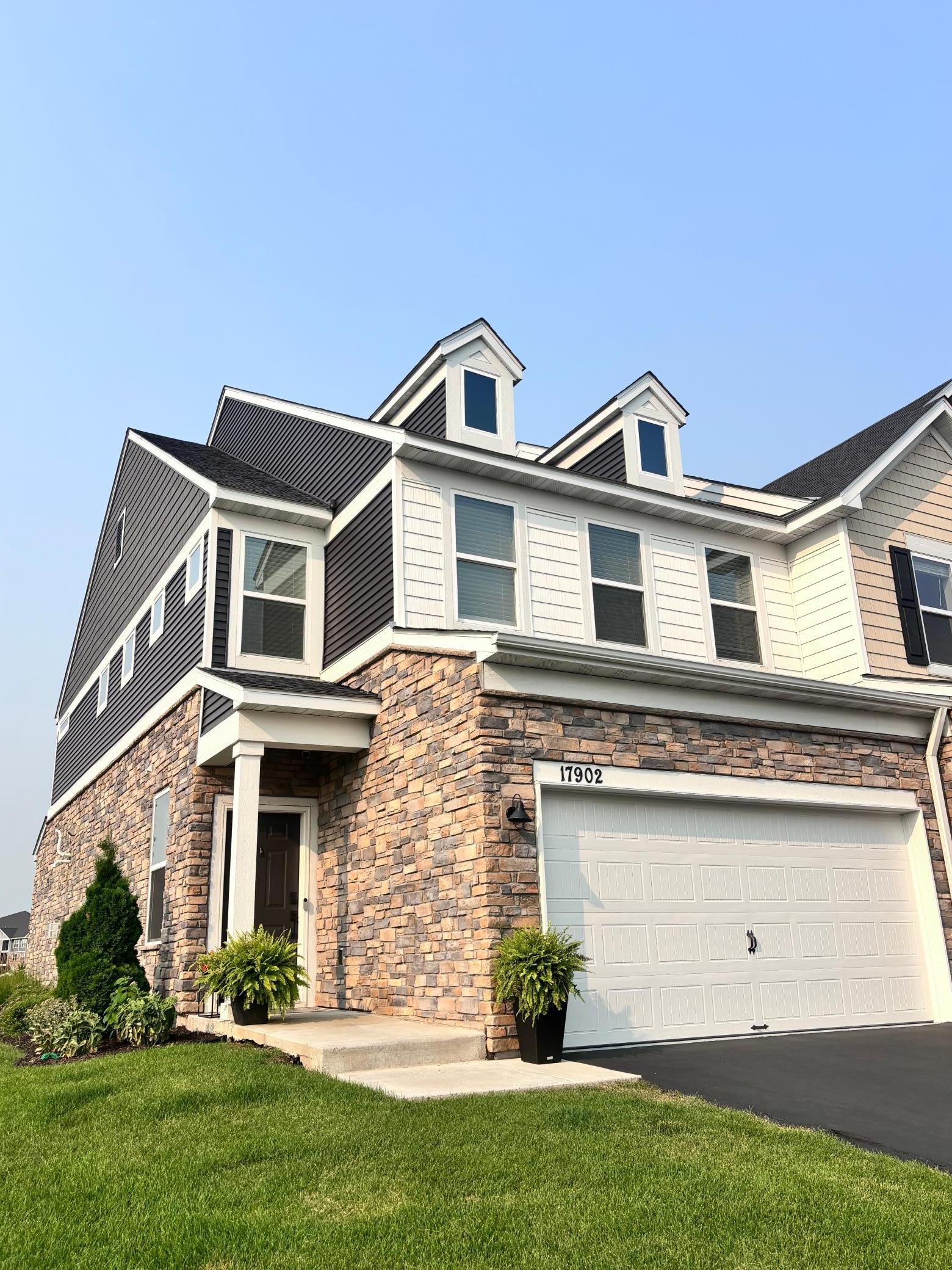 2nd image of 17902 Giants Wy, Lakeville, MN 55044 | MLS# 7117956