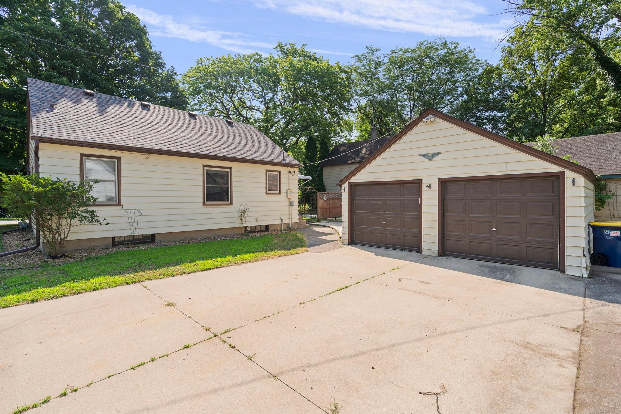 4th image of 1028 1St Ave Ne, Faribault, MN 55021 | MLS# 7117998