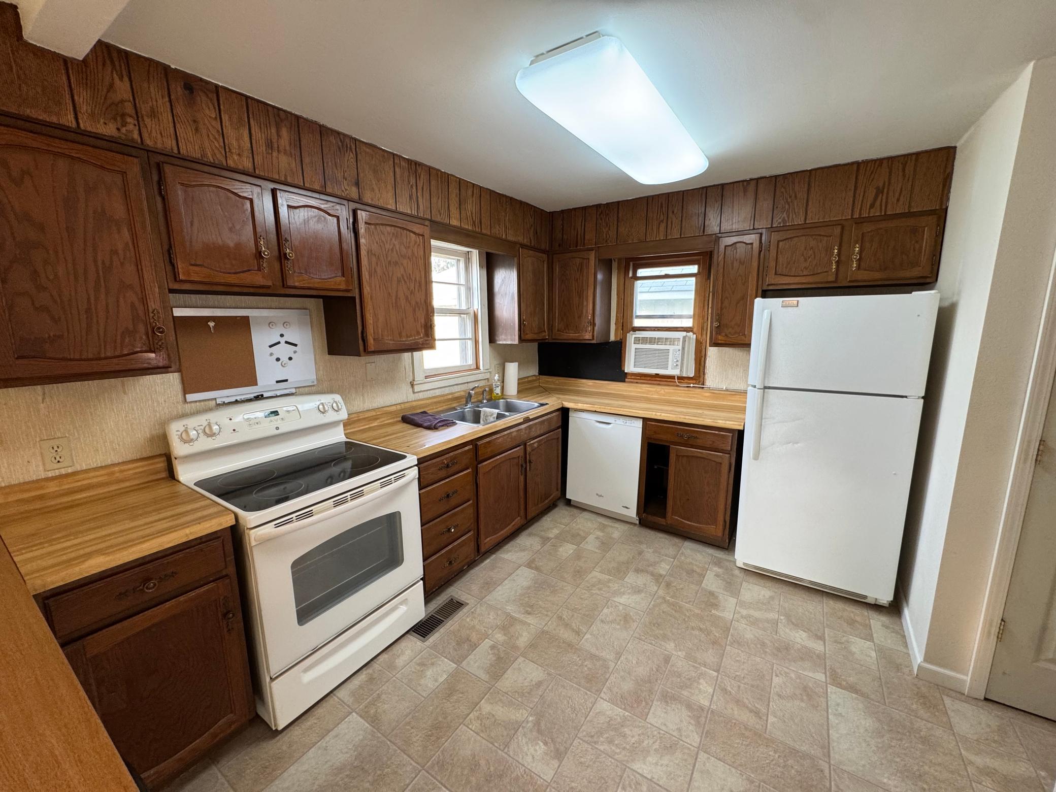 4th image of 1706 N 4Th Ave, Moorhead, MN 56560 | MLS# 7118005