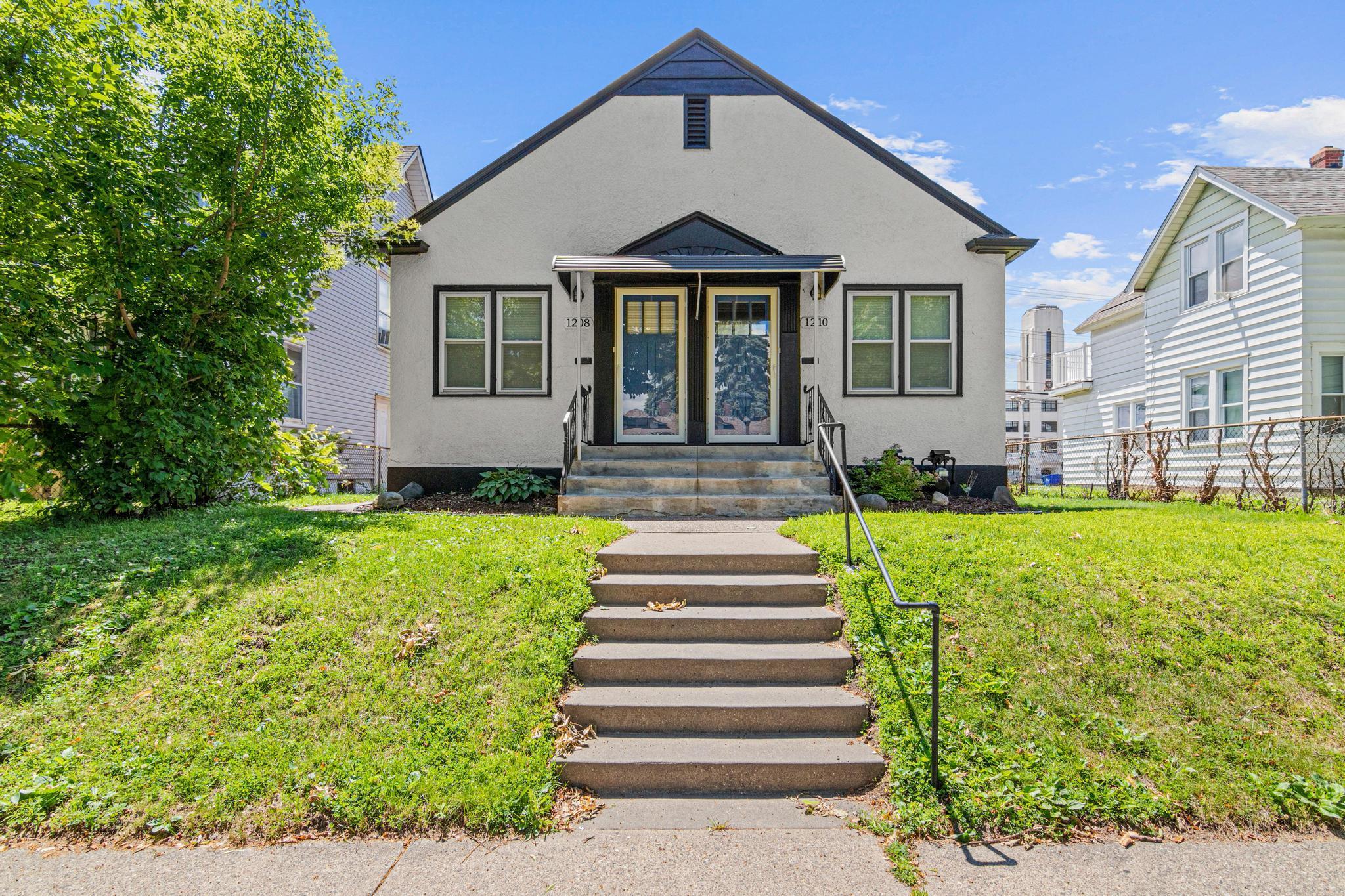 1st image of 1210 Sherburne Ave, Saint Paul, MN 55104 | MLS# 7118010