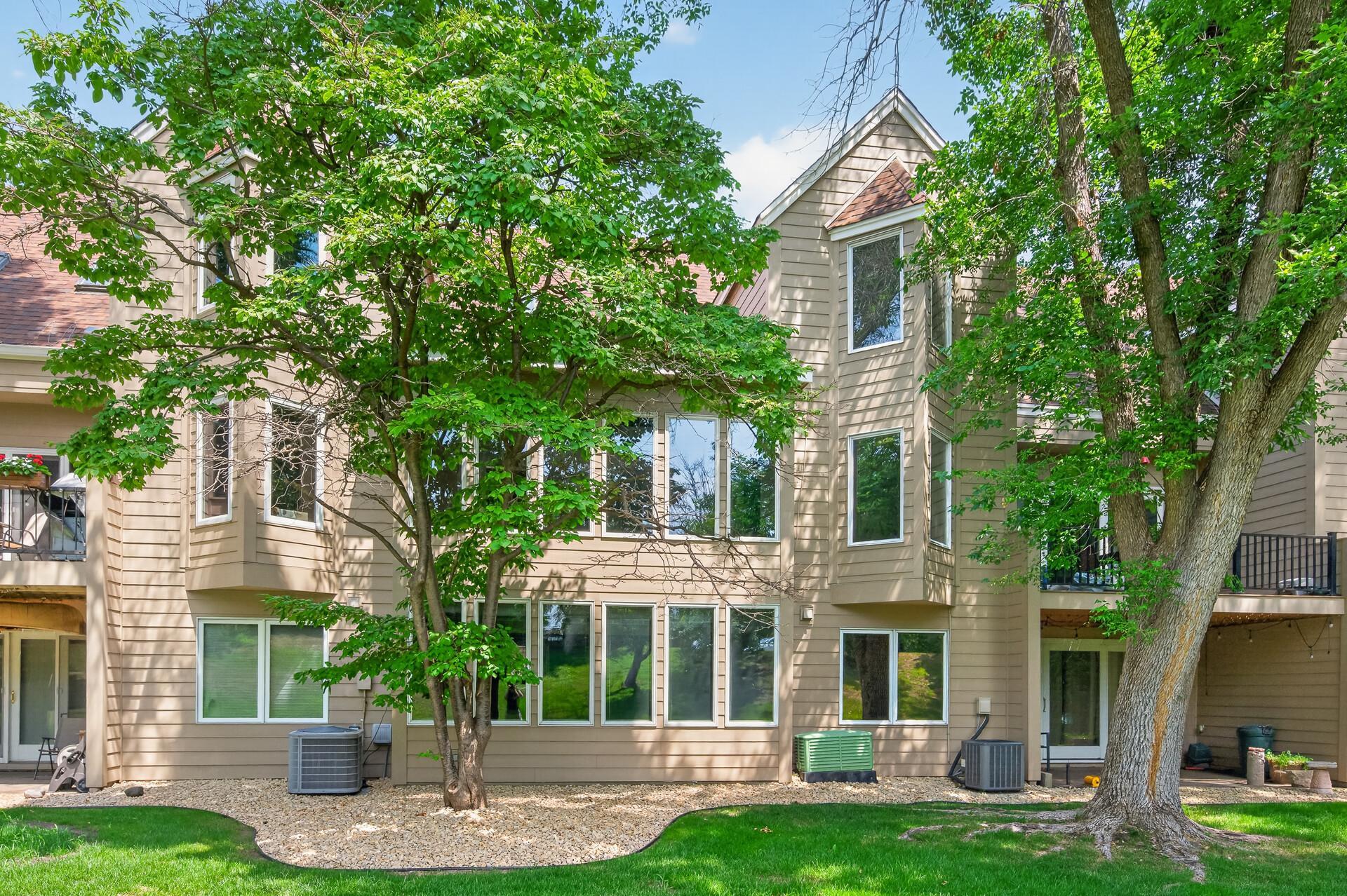 1st image of 1157 Rose Ln, Saint Paul, MN 55112 | MLS# 7118013