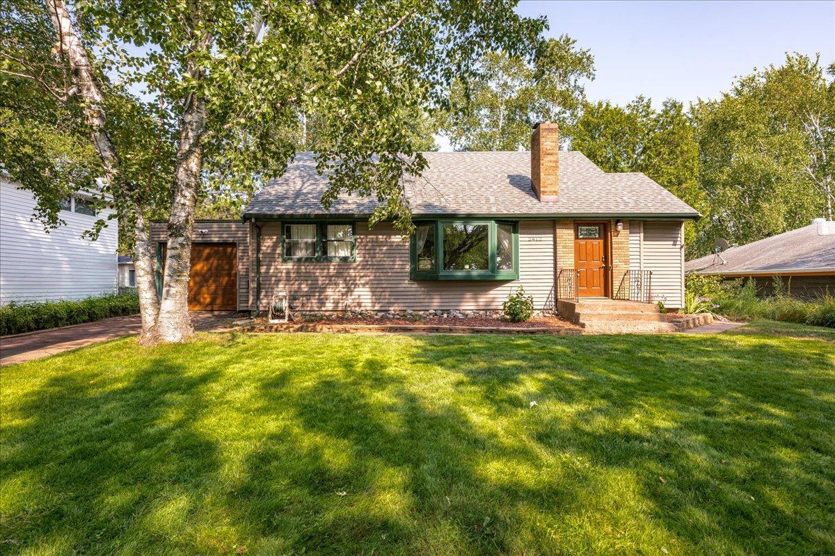 30th image of 2412 Chambersburg Ave, Duluth, MN 55811 | MLS# 7118029