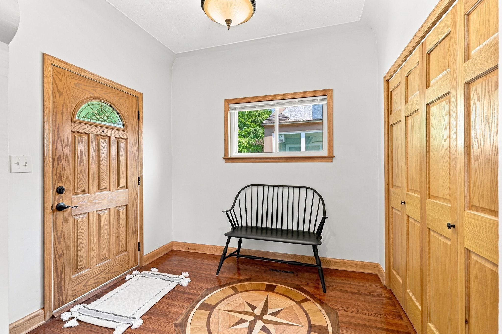 4th image of 1500 Vincent Ave N, Minneapolis, MN 55411 | MLS# 7118037