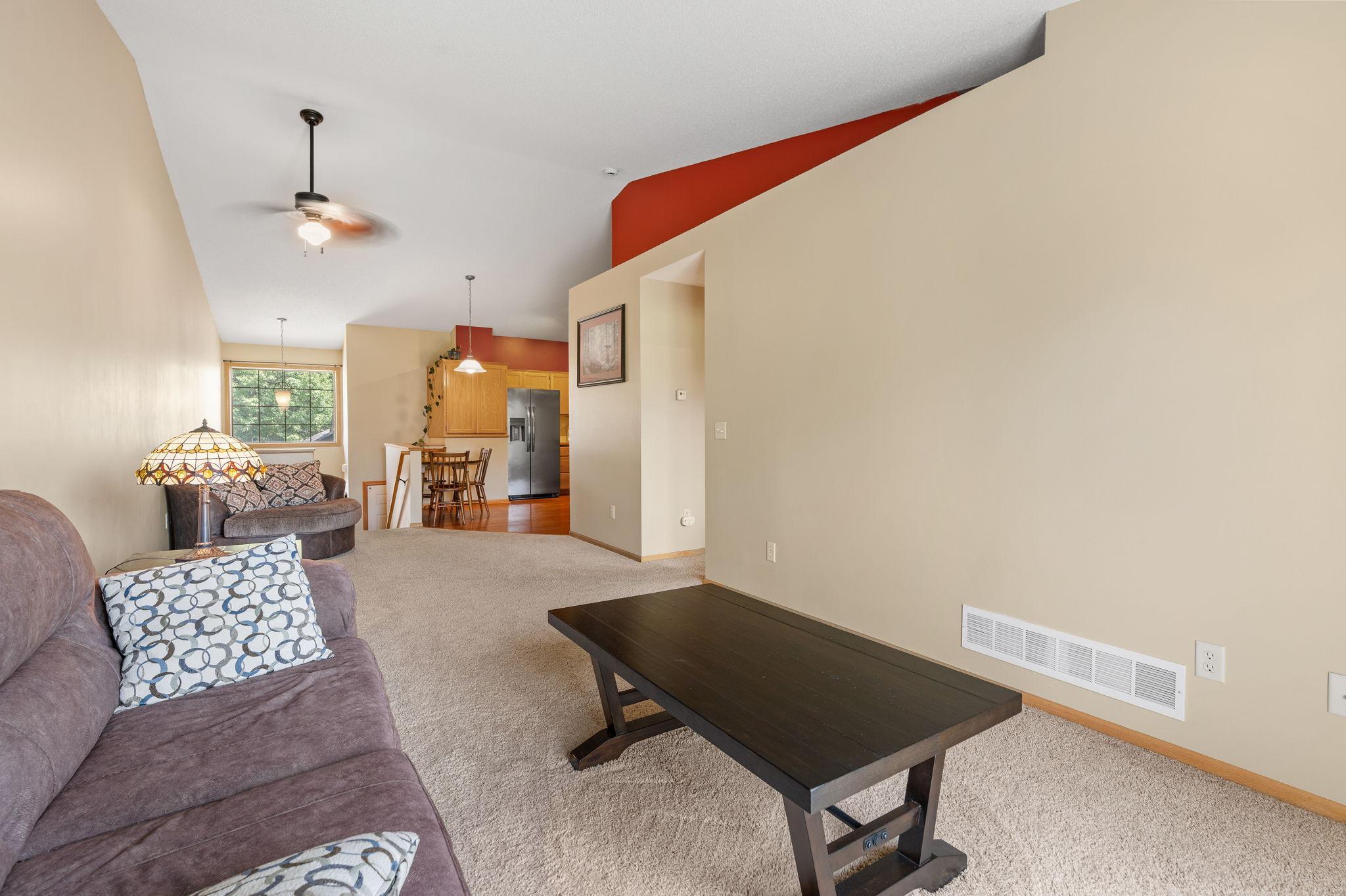 5th image of 8337 Parkview Ave Ne, Elk River, MN 55330 | MLS# 7118044