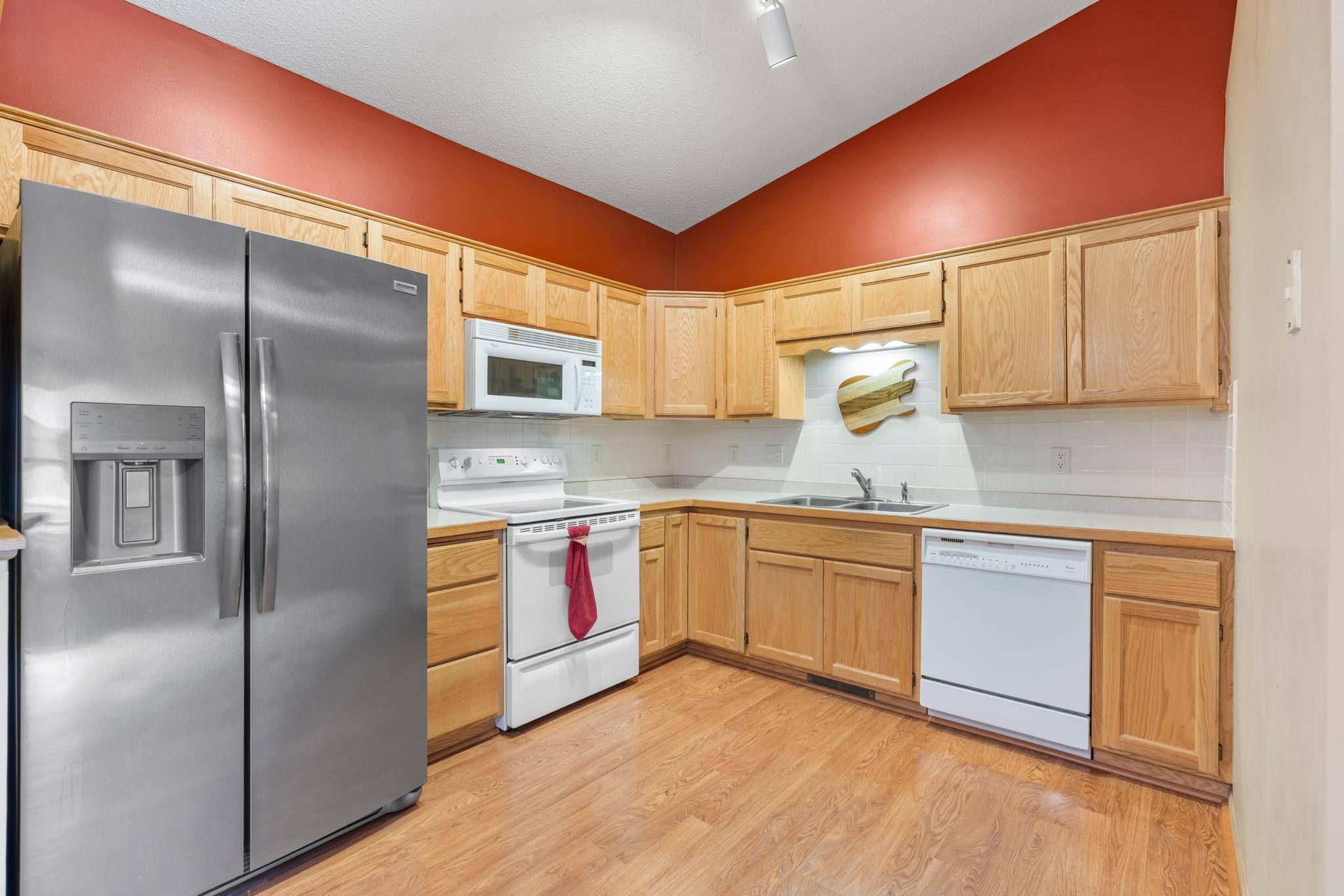 2nd image of 8337 Parkview Ave Ne, Elk River, MN 55330 | MLS# 7118044