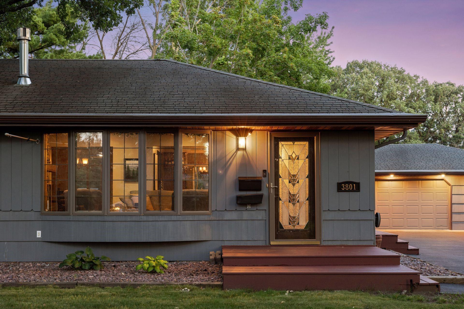 2nd image of 3801 W 114th St, Minneapolis, MN 55431 | MLS# 7118061