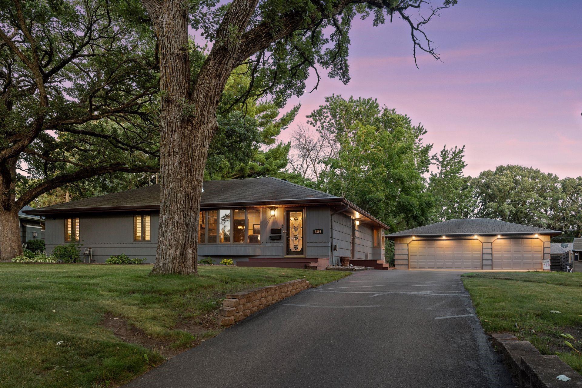 3rd image of 3801 W 114Th St, Minneapolis, MN 55431 | MLS# 7118061
