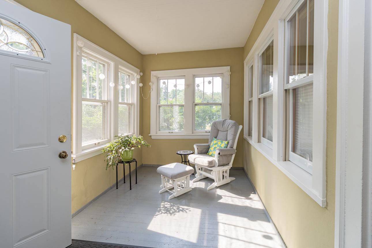 2nd image of 912 30th Ave S, Minneapolis, MN 55406 | MLS# 7118064
