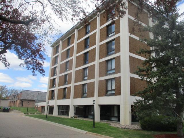 4th image of 6400 York Ave S, Edina, MN 55435