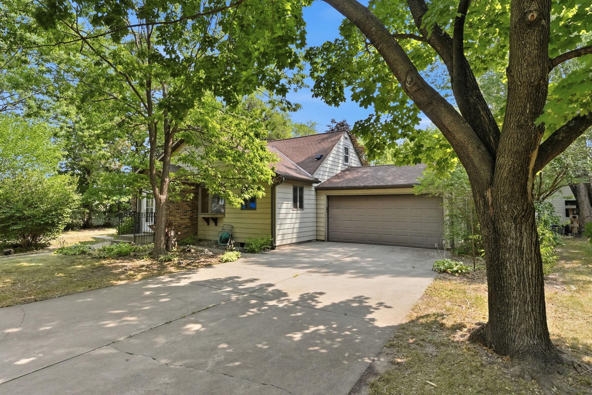 2nd image of 24 21st Ave S, Saint Cloud, MN 56301 | MLS# 7118116