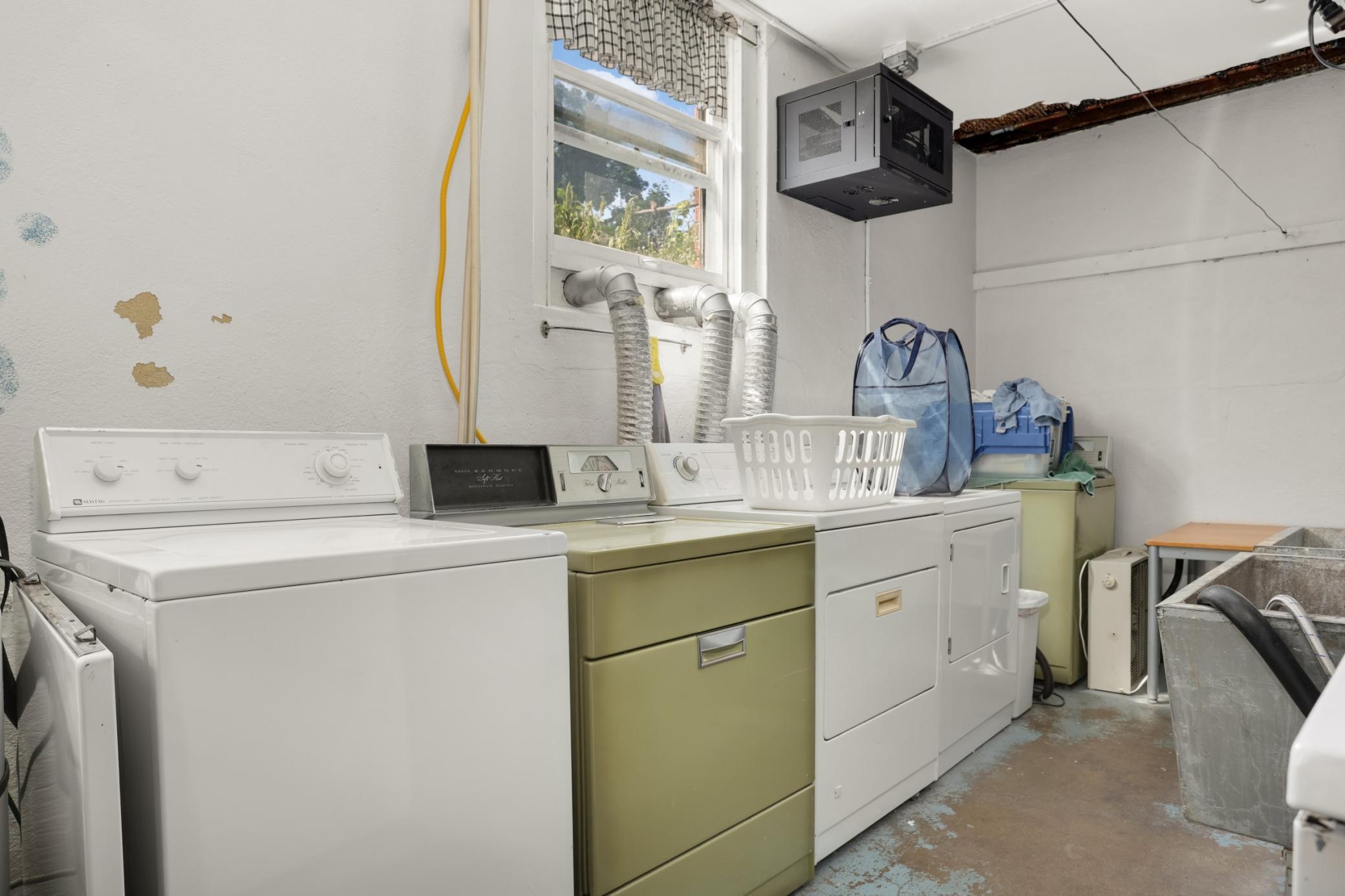 2nd image of 3340 Blaisdell Ave, Minneapolis, MN 55408