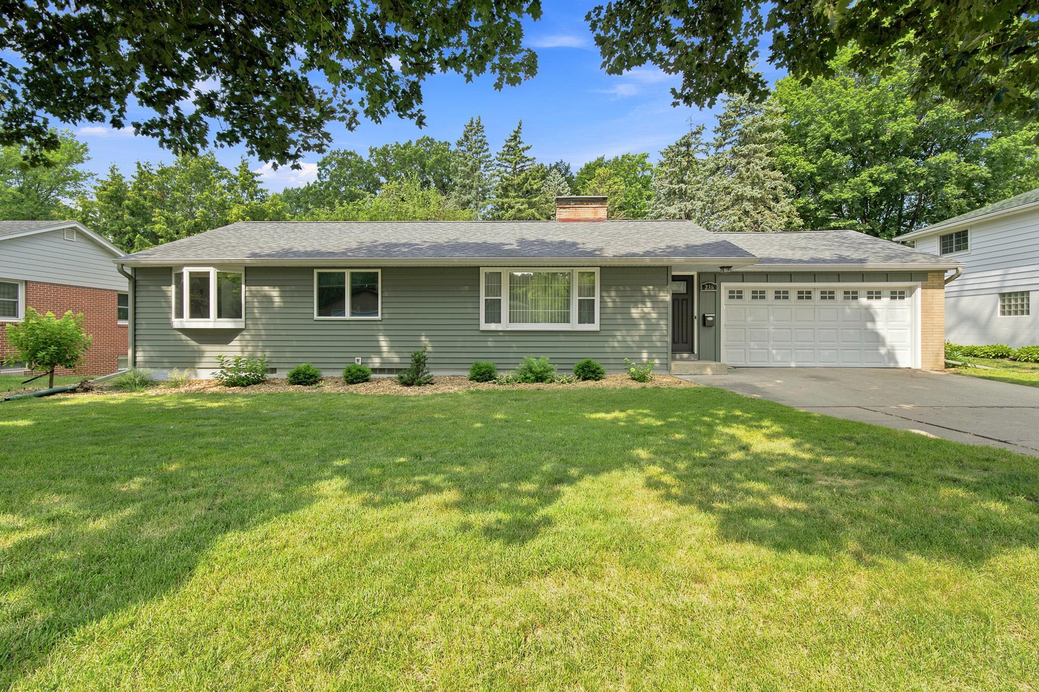 1st image of 236 Terrace Dr, Mankato, MN 56001 | MLS# 7118136