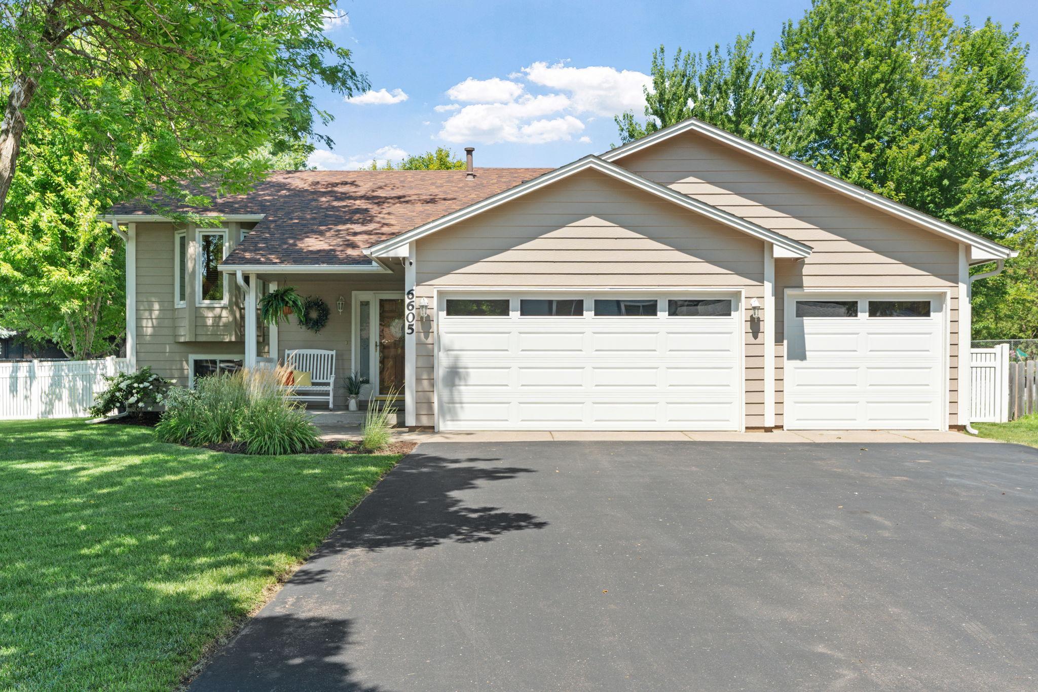 1st image of 6605 173rd St W, Farmington, MN 55024 | MLS# 7118145