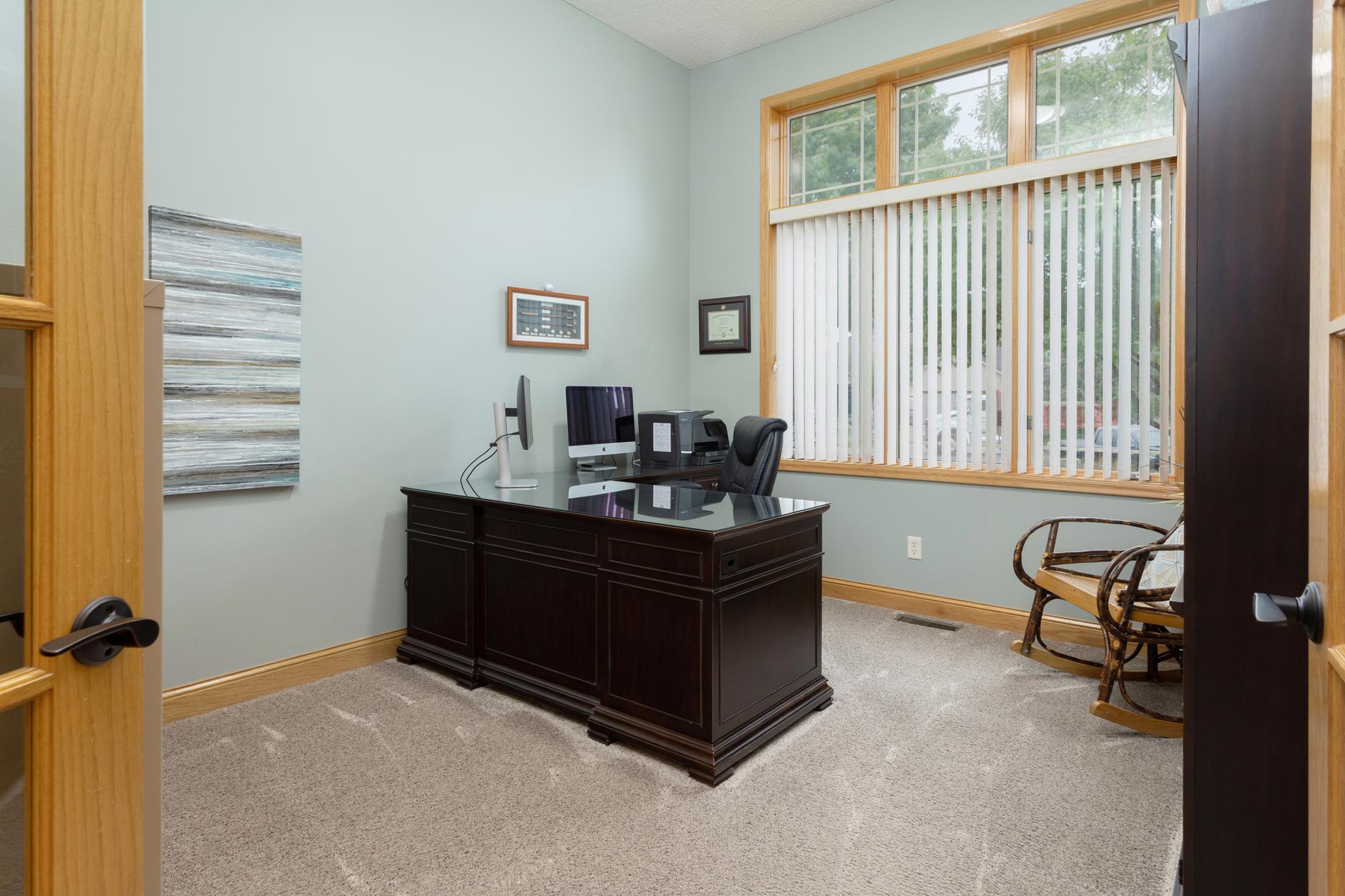 5th image of 20585 Islandview Cir, Lakeville, MN 55044 | MLS# 7118171