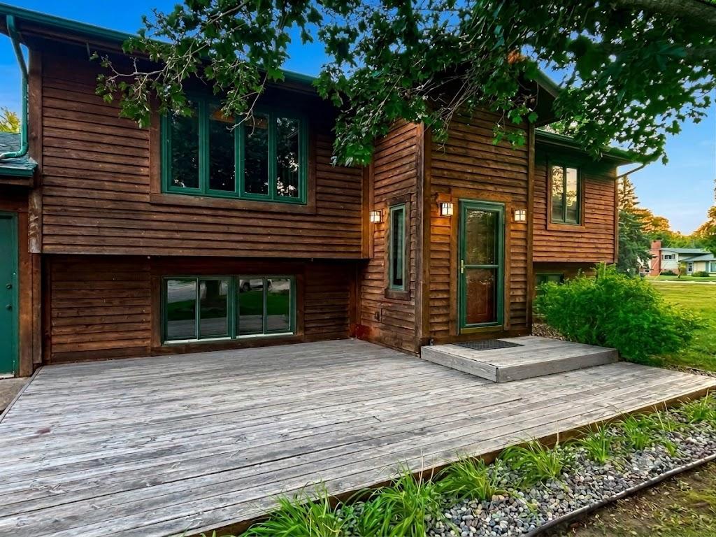 2nd image of 24 Bluffview Ct, Lake City, MN 55041 | MLS# 7118190