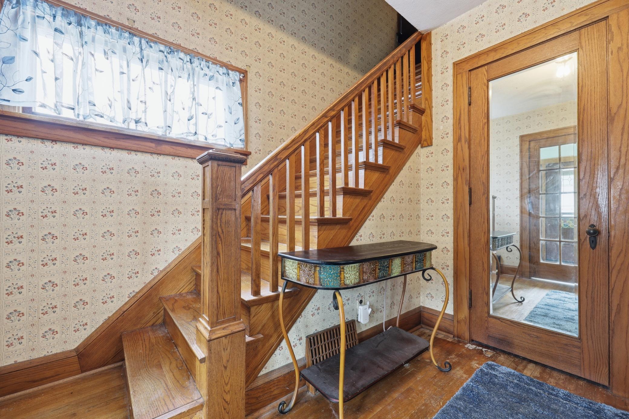 3rd image of 120 Park Pl W, Norwood Young America, MN 55368 | MLS# 7118225