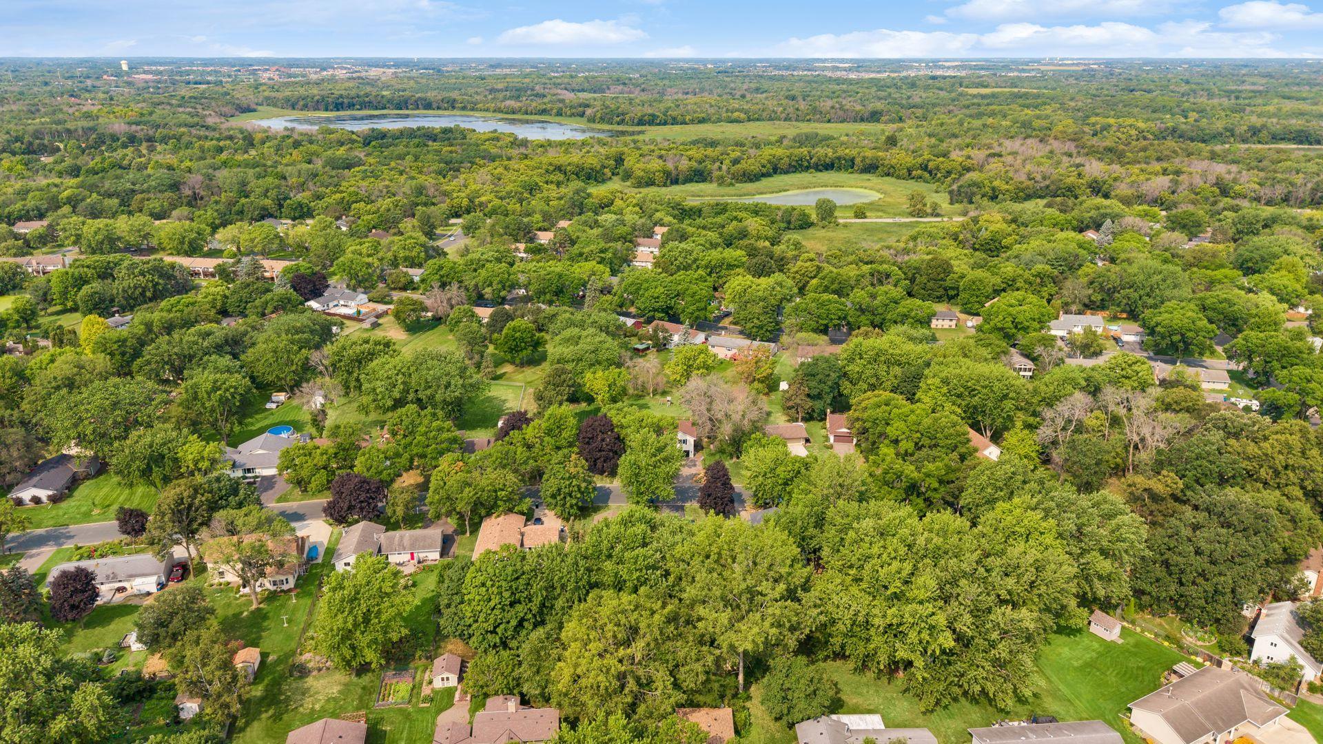 4th image of 10591 Union Terrace Ln N, Maple Grove, MN 55369 | MLS# 7118229