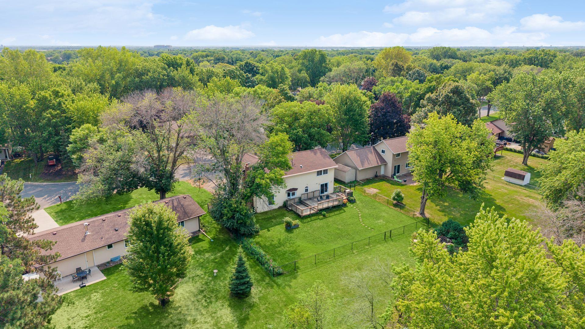3rd image of 10591 Union Terrace Ln N, Maple Grove, MN 55369 | MLS# 7118229