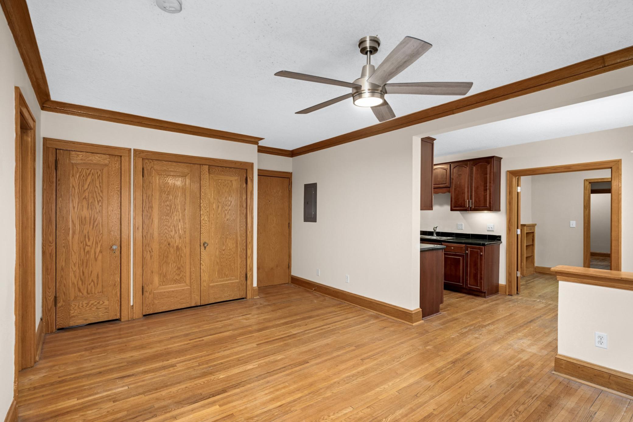 3rd image of 3120 12Th Ave S, Minneapolis, MN 55407