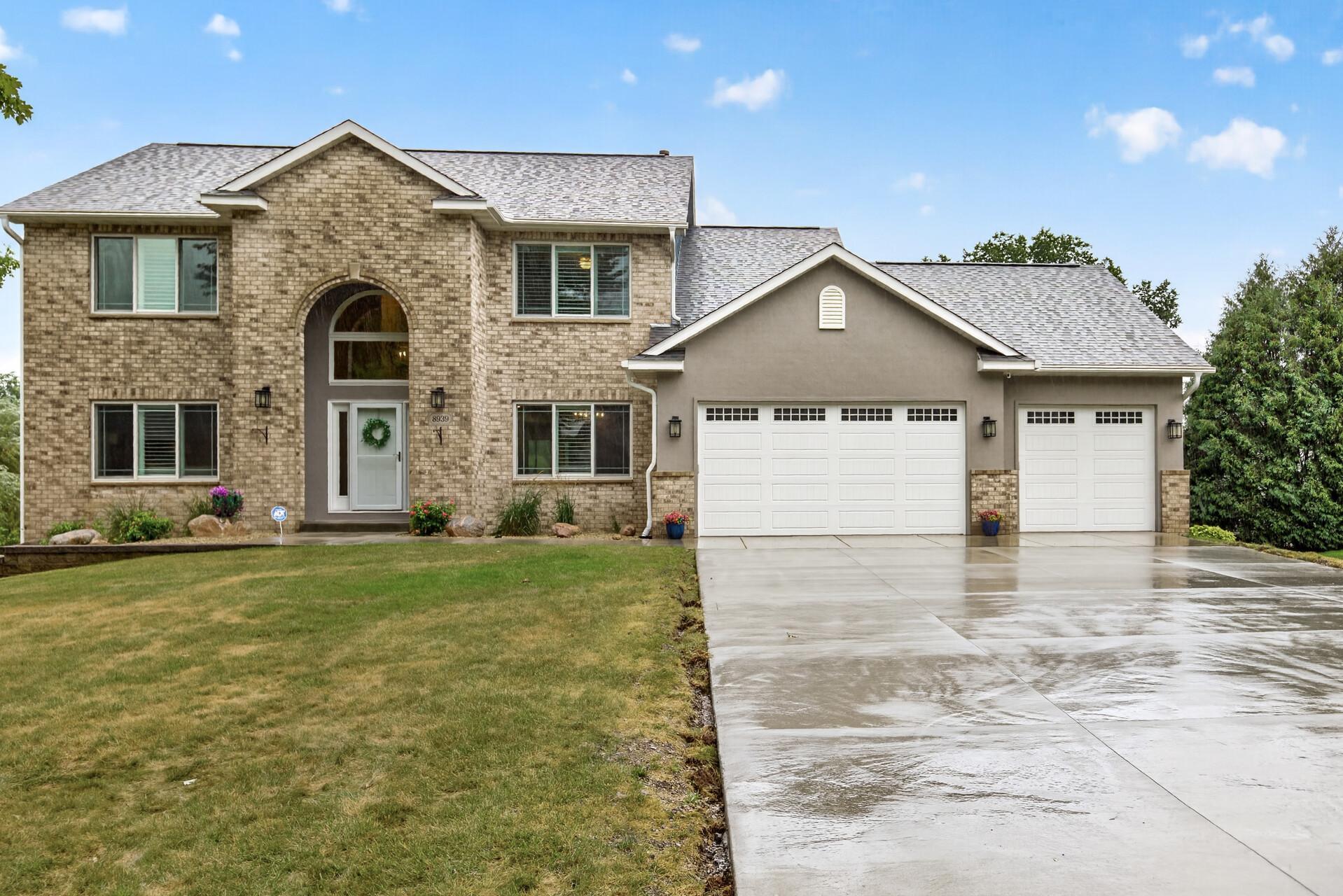 2nd image of 8939 Heatherton Ridge Dr, Savage, MN 55378 | MLS# 7118244