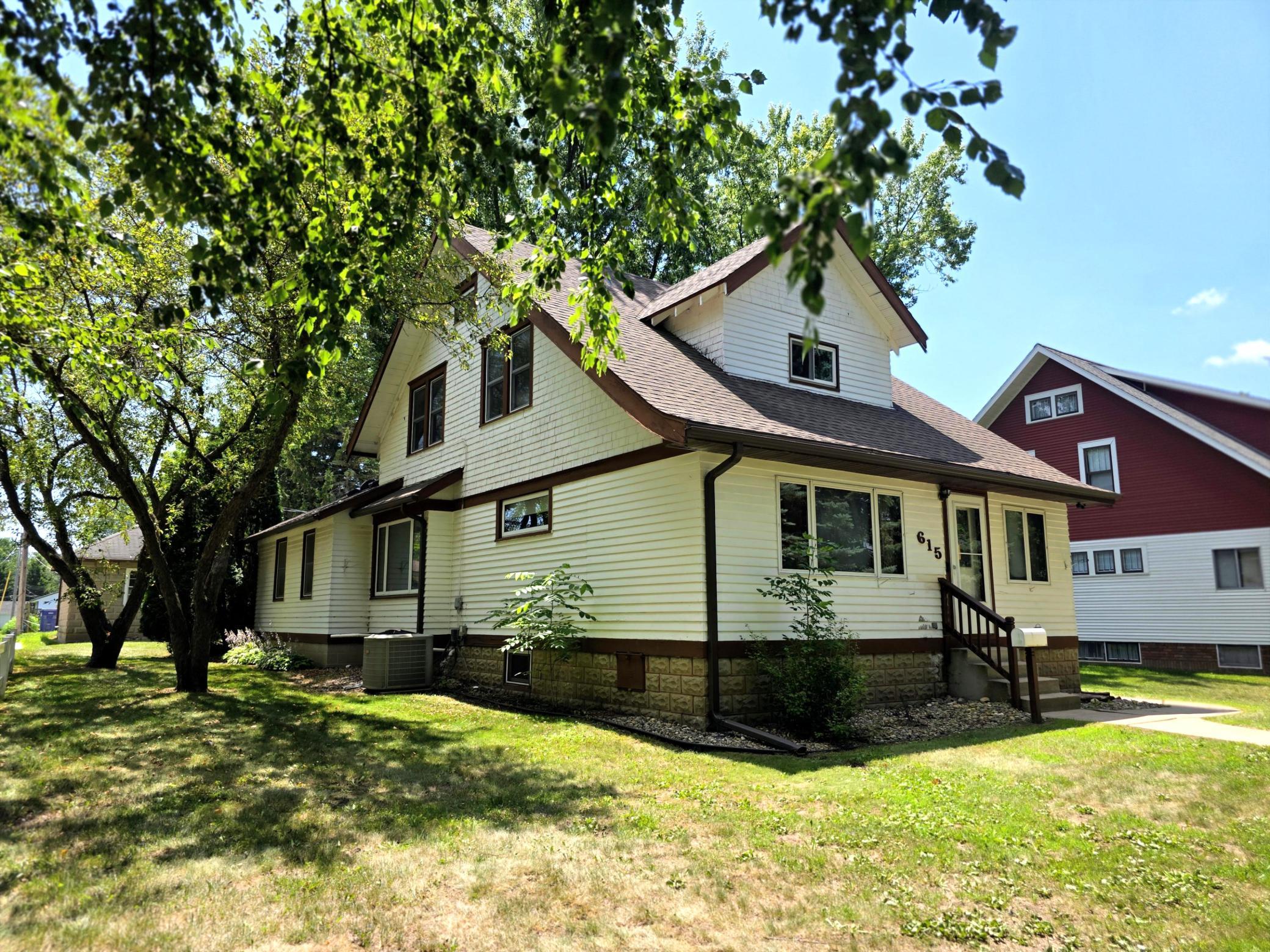 1st image of 615 7th St, Kenyon, MN 55946 | MLS# 7118252