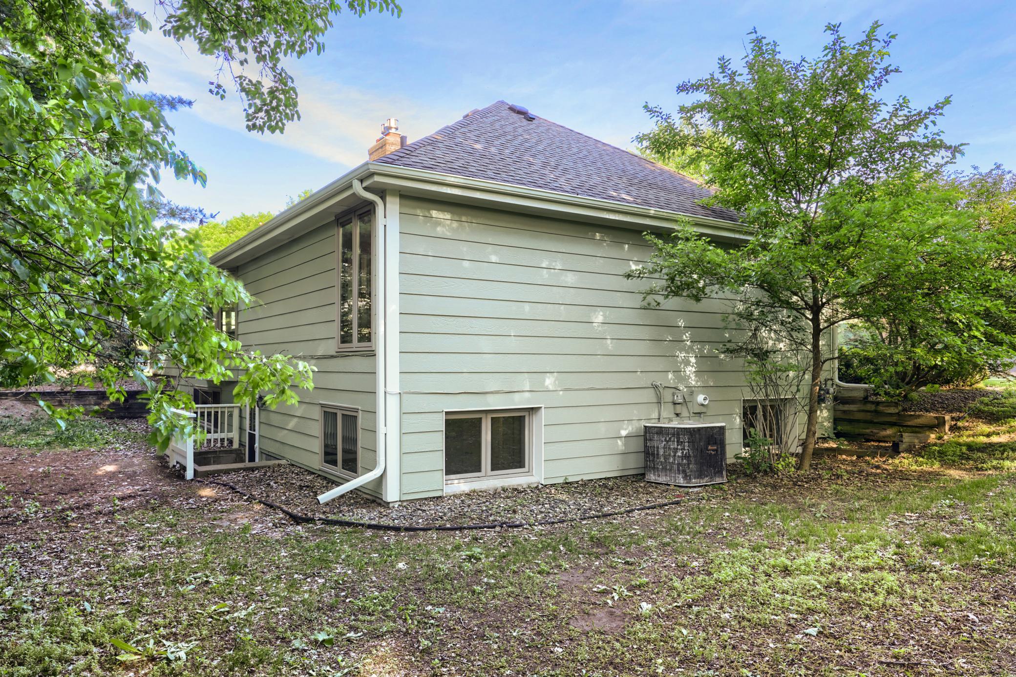 34th image of 8100 Rhode Island Cir, Minneapolis, MN 55438 | MLS# 7118258