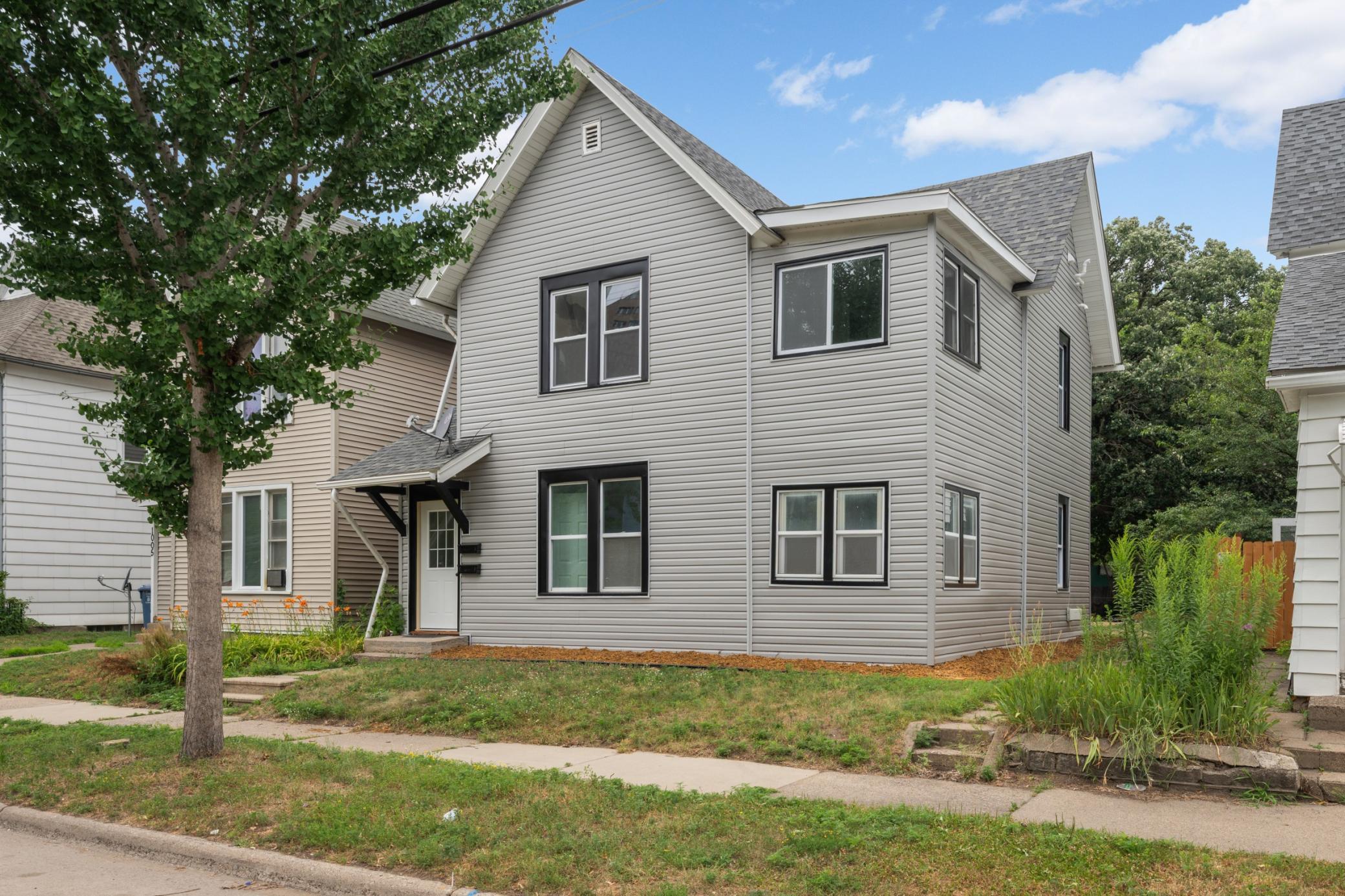 1st image of 1007 19th Ave Ne, Minneapolis, MN 55418 | MLS# 7118308