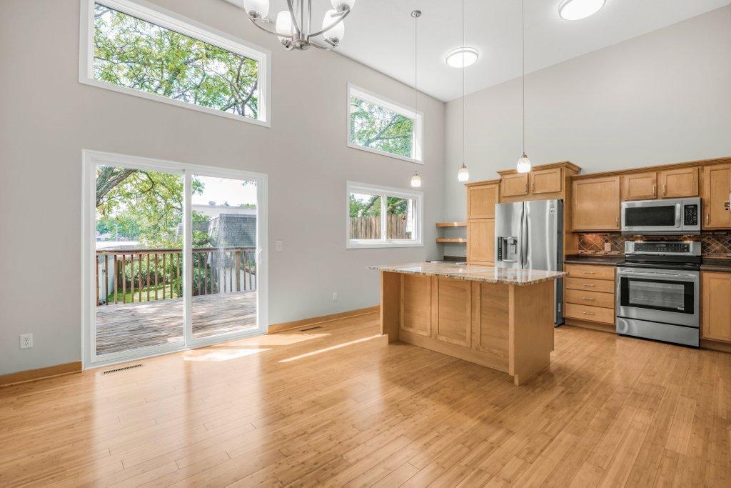 2nd image of 1005 W 105th St, Minneapolis, MN 55431 | MLS# 7118322