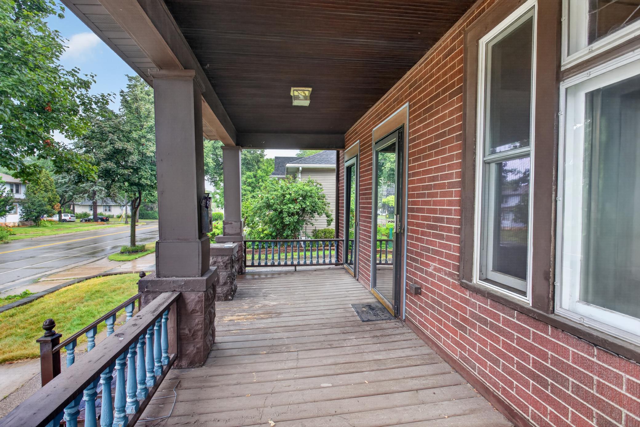 2nd image of 1454 Edgerton St, Saint Paul, MN 55130 | MLS# 7118328